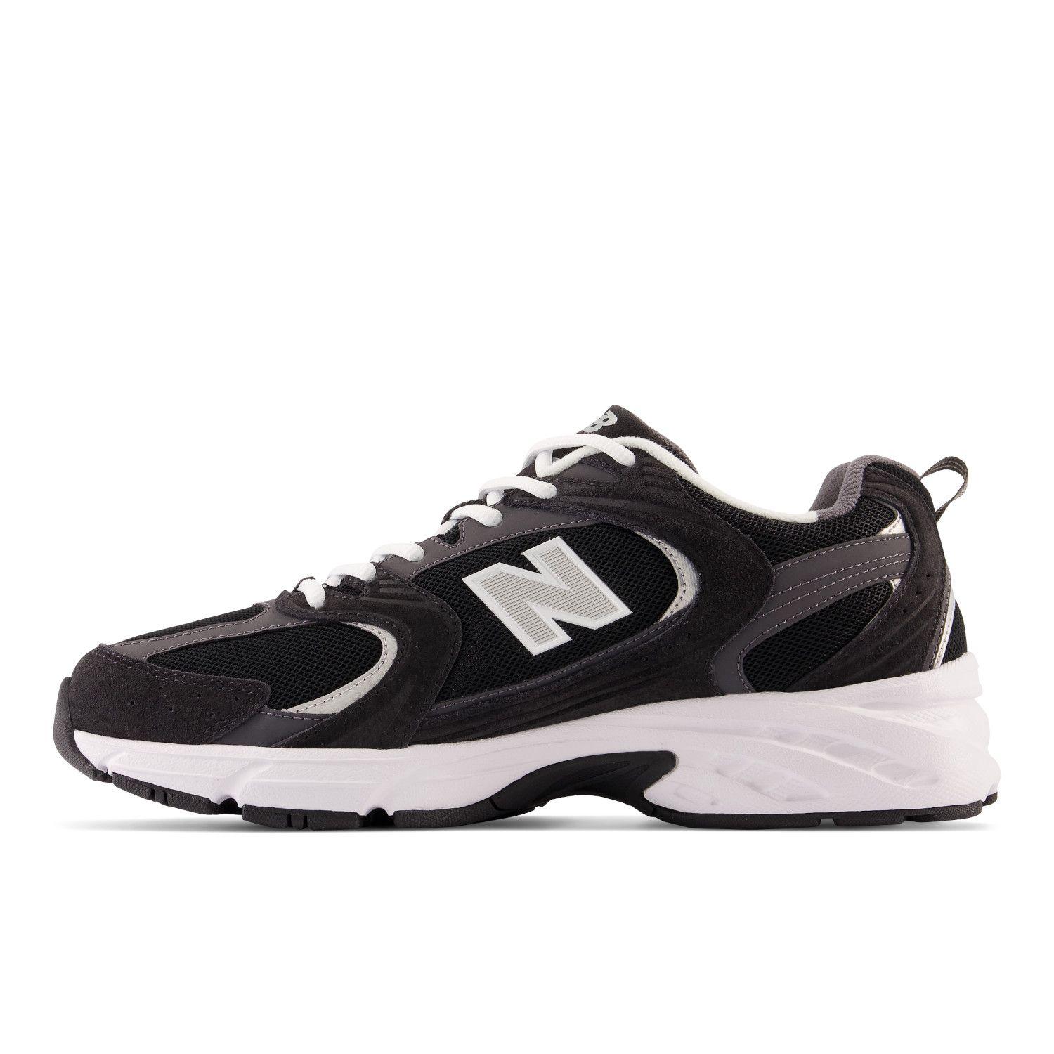 Zapatillas Urbanas Unisex New Balance 530 Negra-1