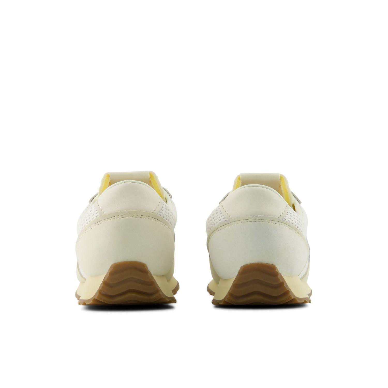 Zapatillas Urbanas Unisex New Balance 471 Beige/Blancas-5