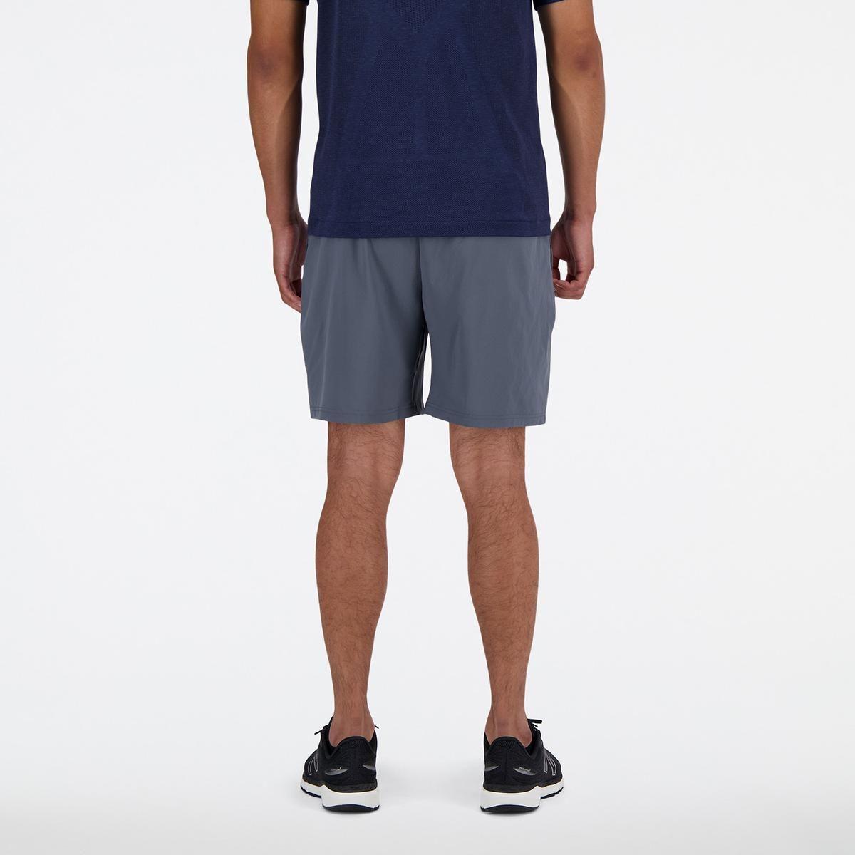 Short Hombre New Balance Sport Essentials Gris-1