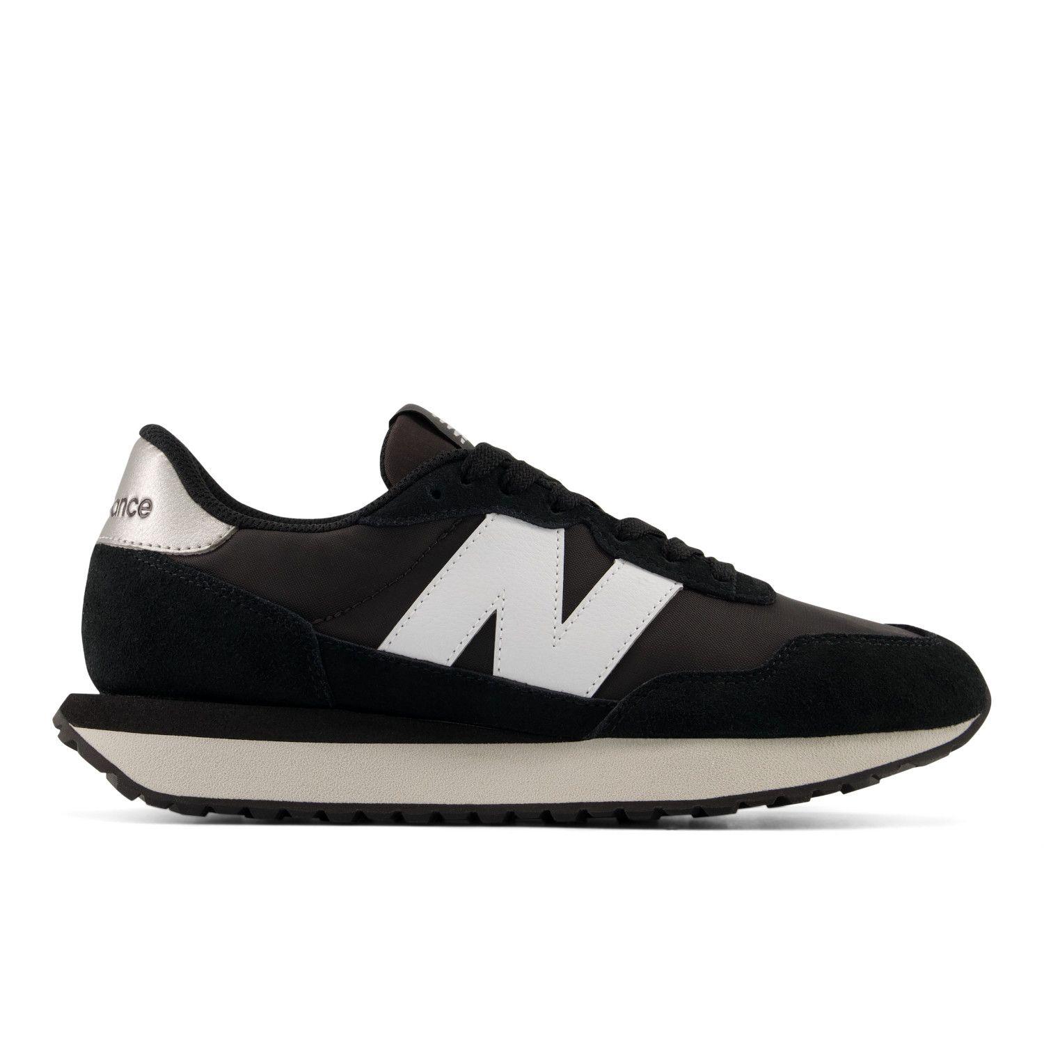 Zapatillas Urbanas Mujer New Balance 237 Negras/Blanca-0