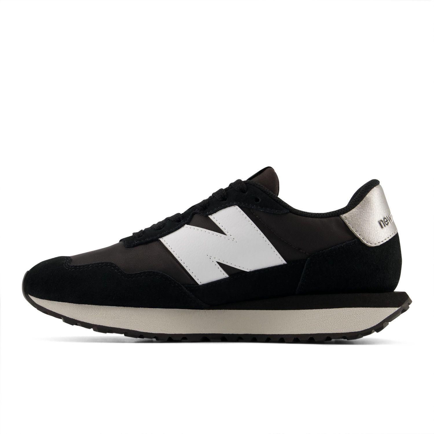 Zapatillas Urbanas Mujer New Balance 237 Negras/Blanca-1