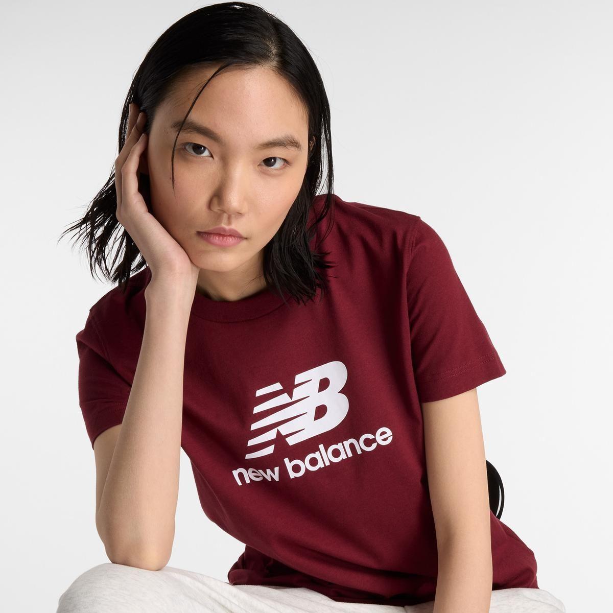 Polera Lifestyle Mujer New Balance Sport Essentials Burdeo-3