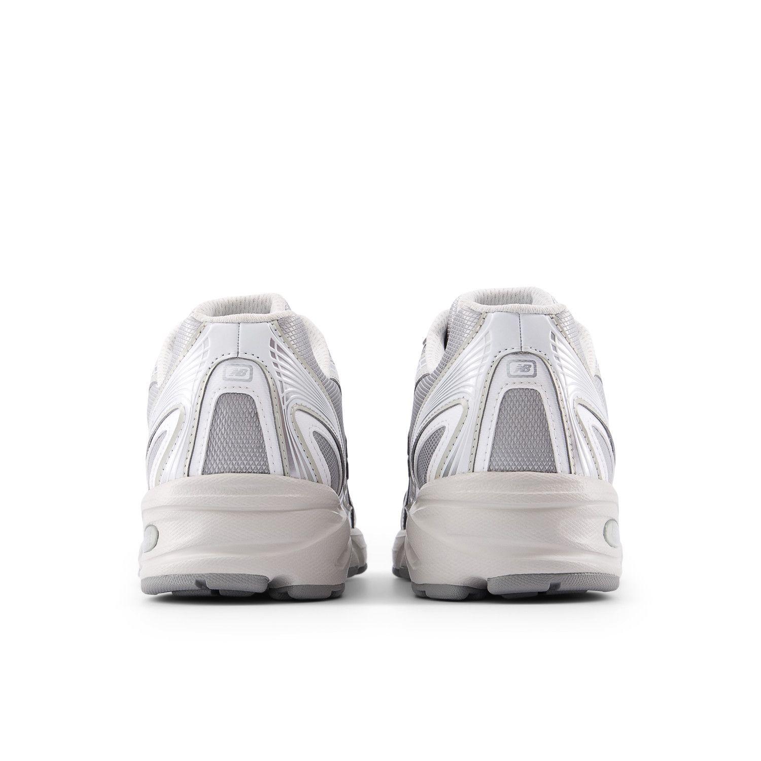 Zapatillas Urbanas Unisex New Balance 740 Gris/Blanco-4