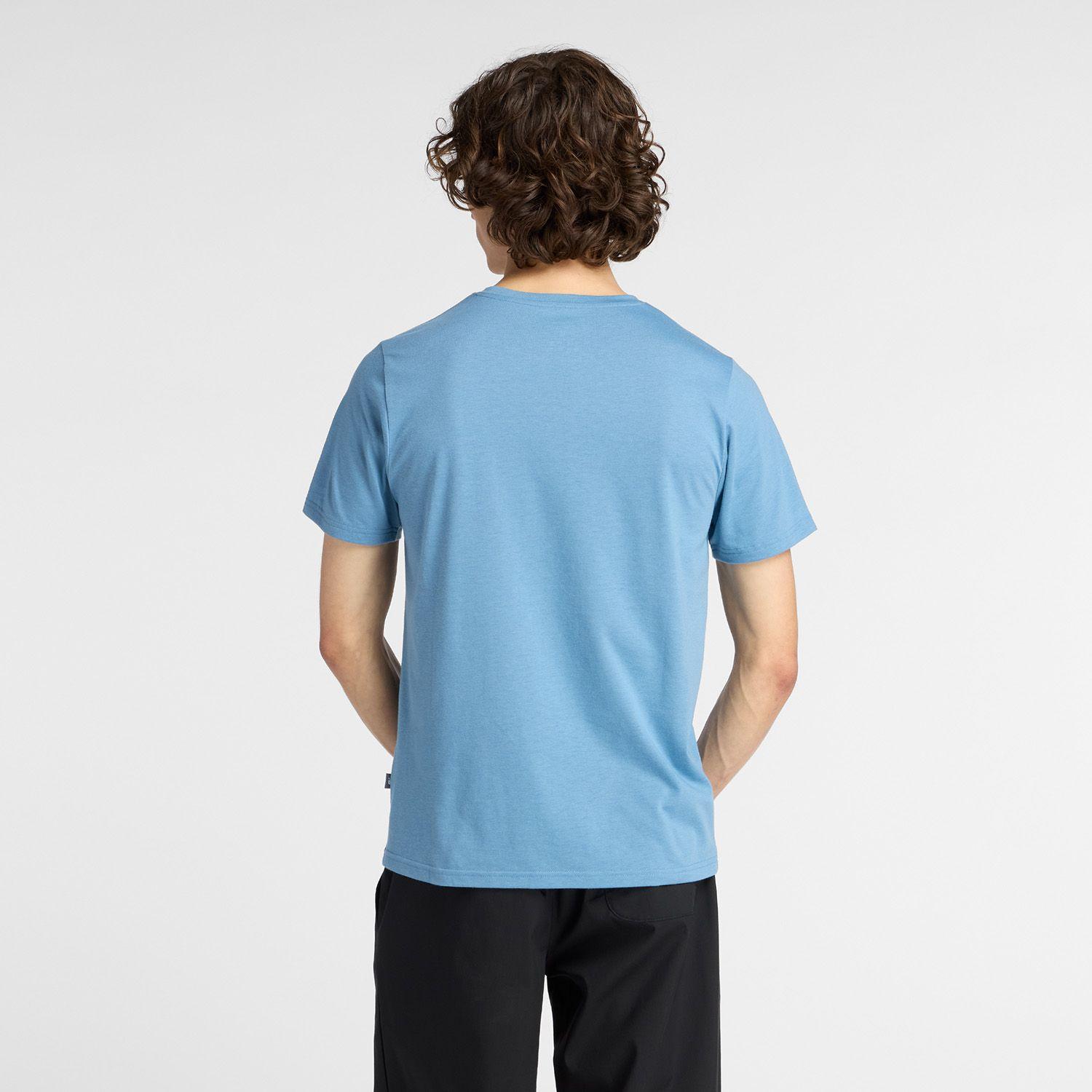 Polera Lifestyle Hombre New Balance Athletics Celeste-2