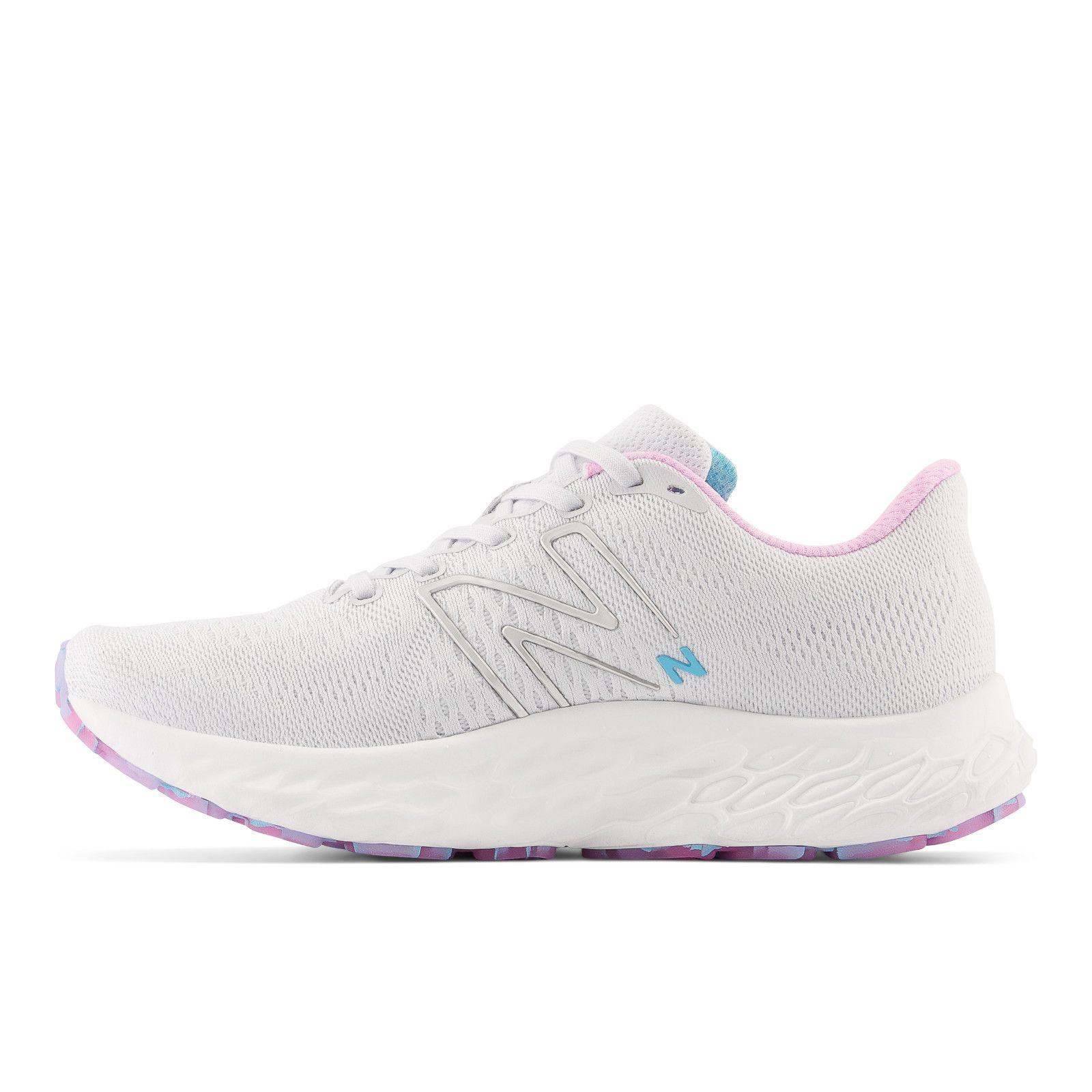 Zapatillas Running Mujer New Balance WEVOZMG3 Blanco-1