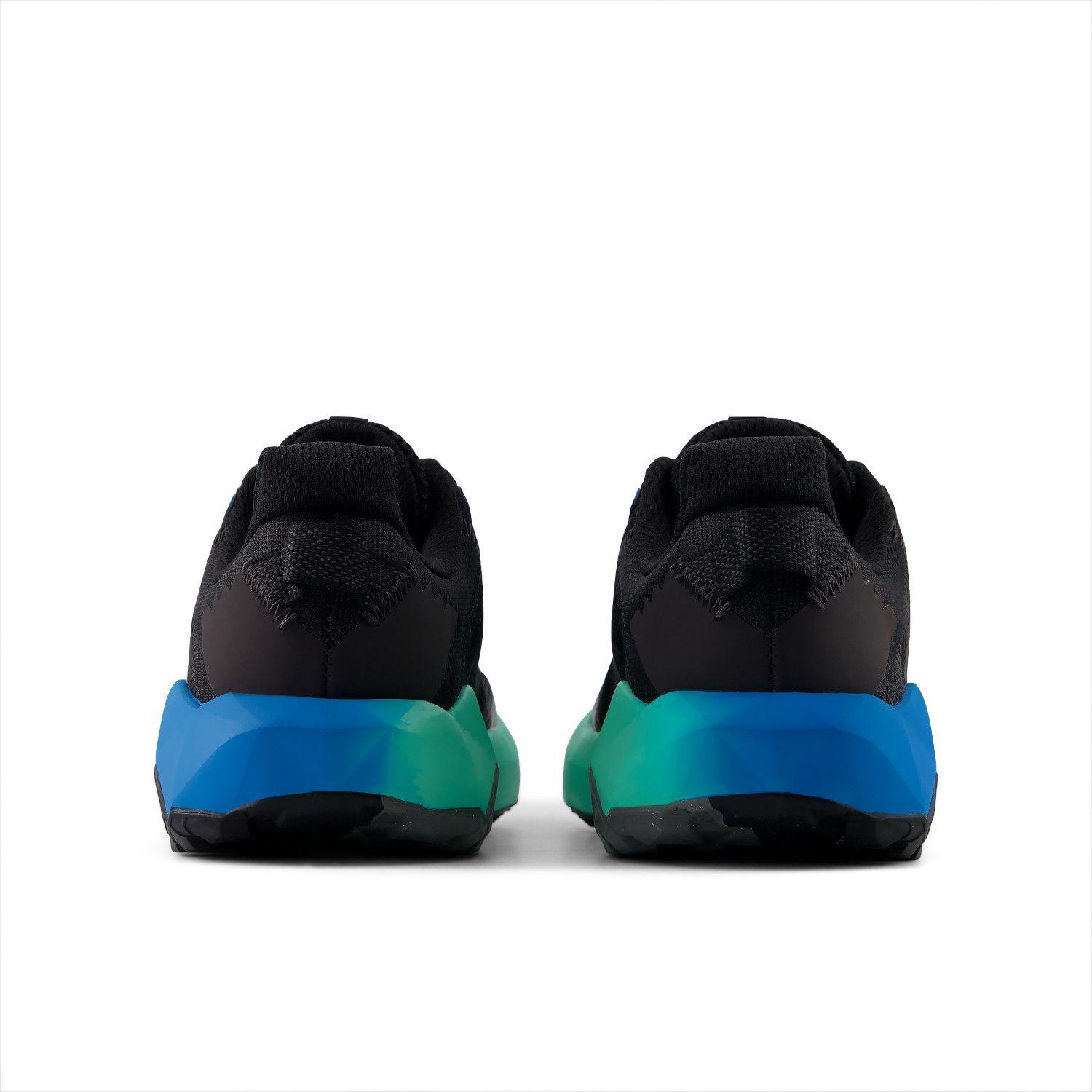 Zapatillas Trail Mujer New Balance Dynasoft  v6 Negra/Azules-5