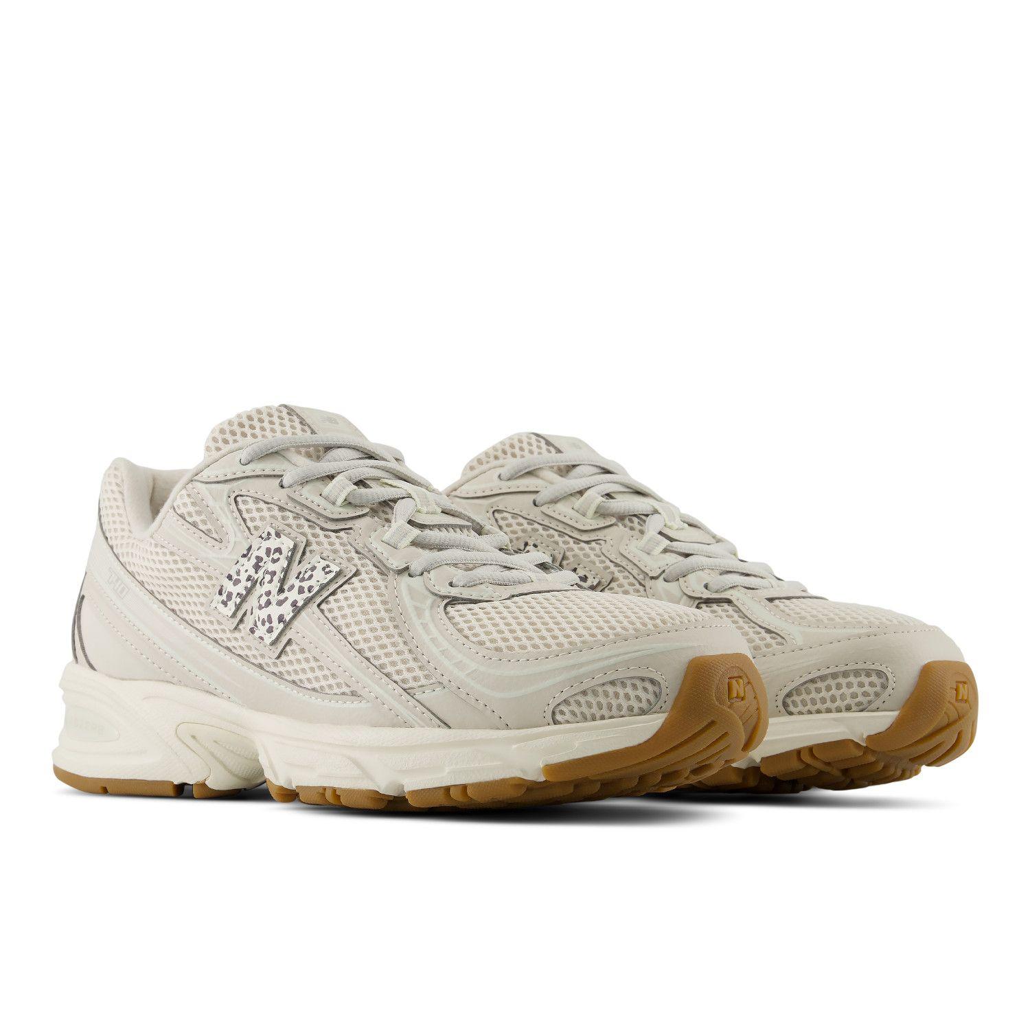 Zapatillas Urbanas Unisex New Balance 740 Beige/Print-3