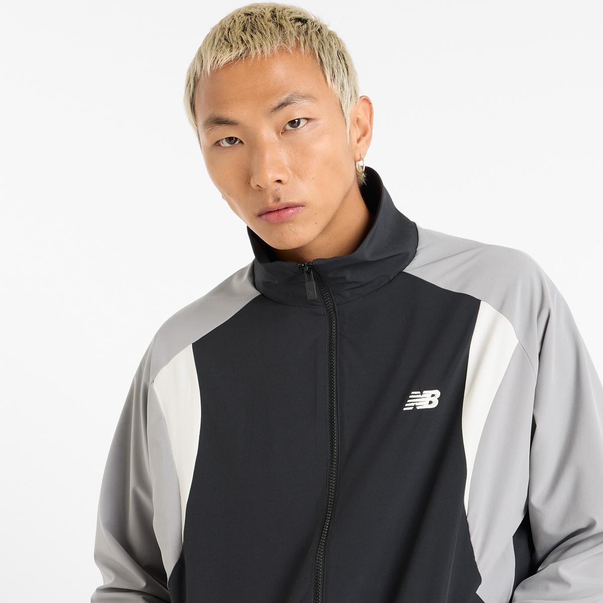 Chaqueta Lifestyle Hombre New Balance In Game Negra-3