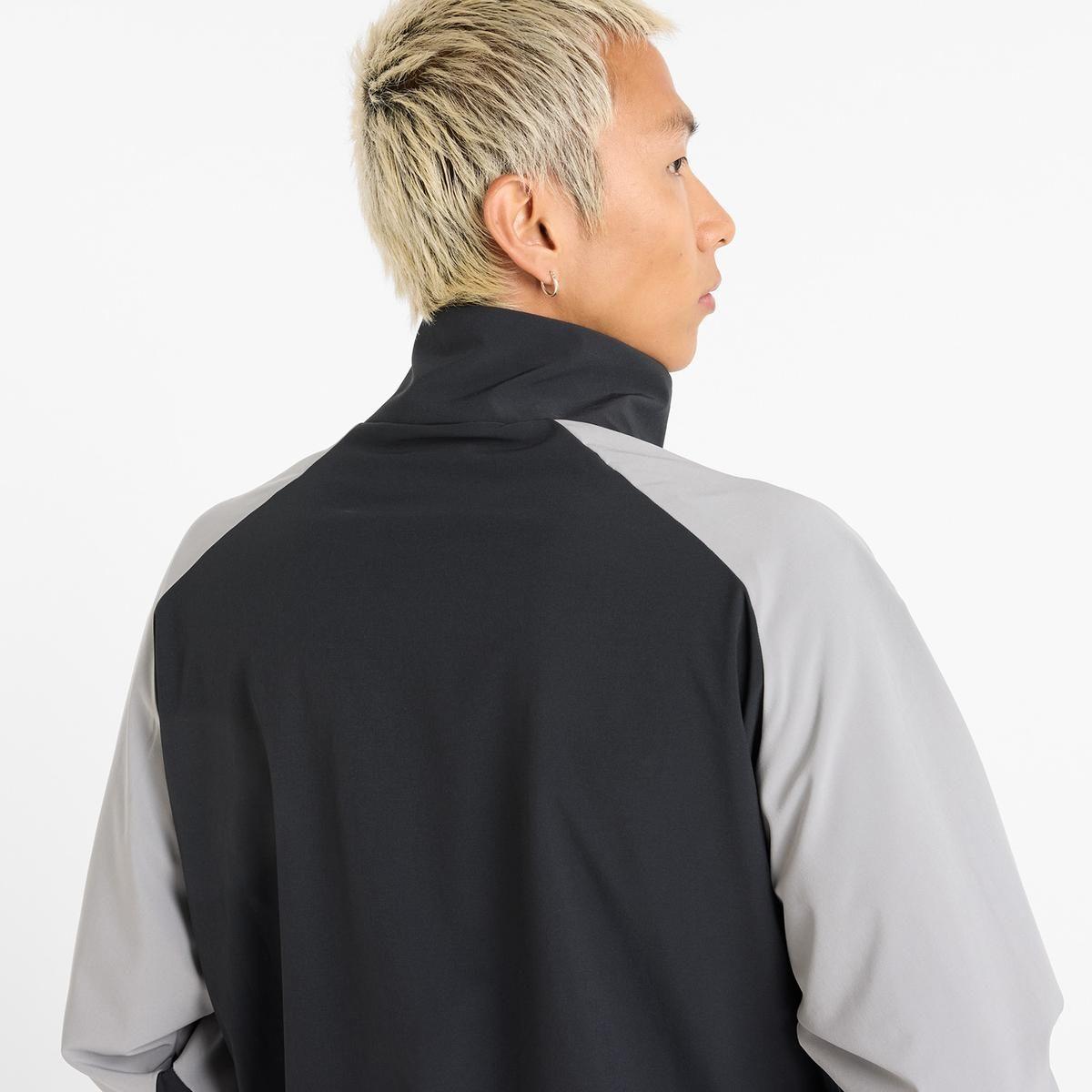 Chaqueta Lifestyle Hombre New Balance In Game Negra-4