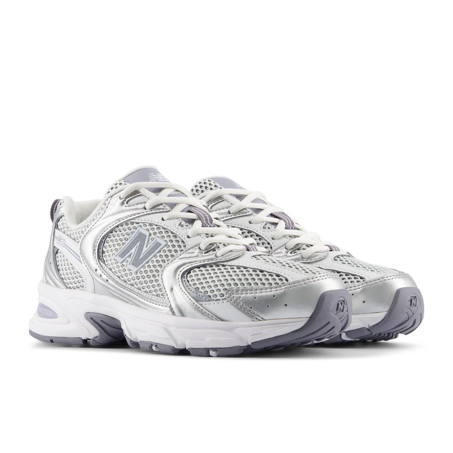 Zapatillas Urbanas Unisex New Balance 530 Gris/Plata-3
