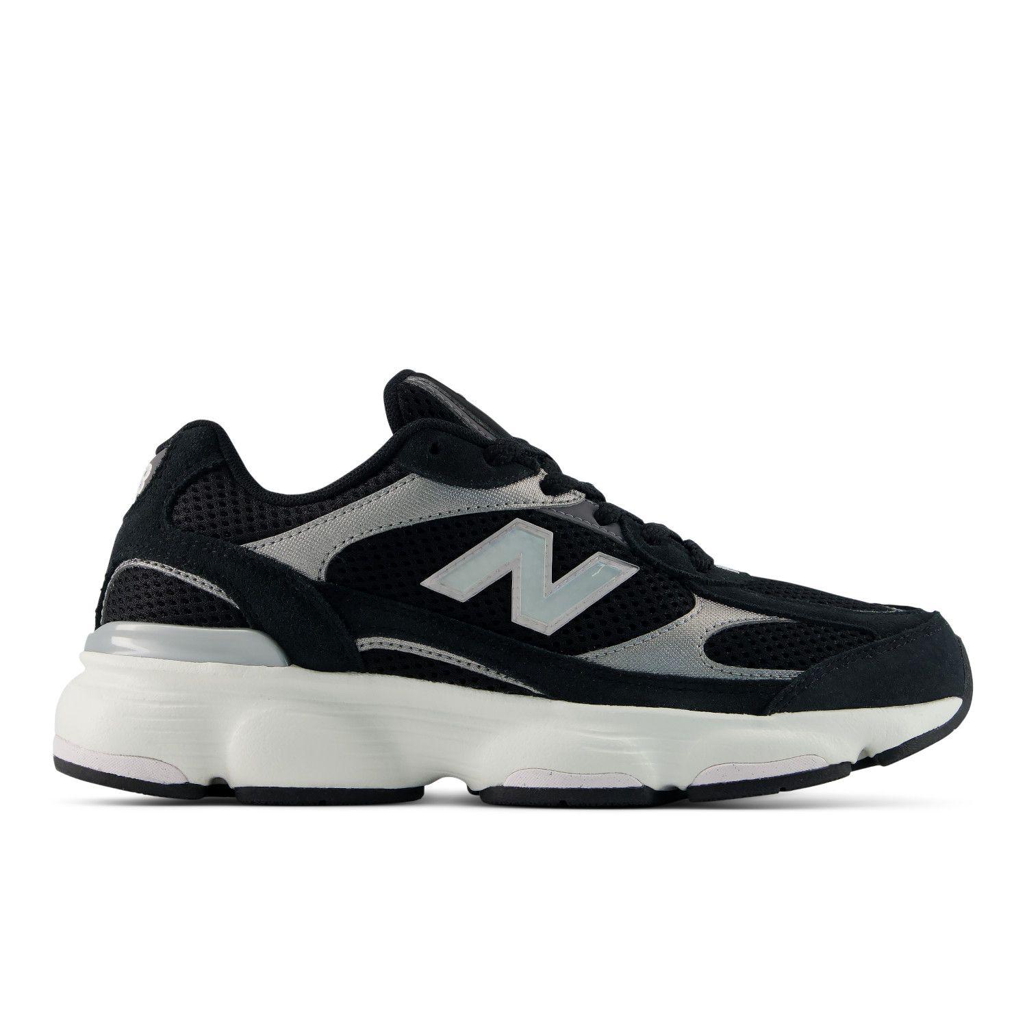 Zapatillas Urbanas Mujer New Balance 603 Negro/Blanco-0