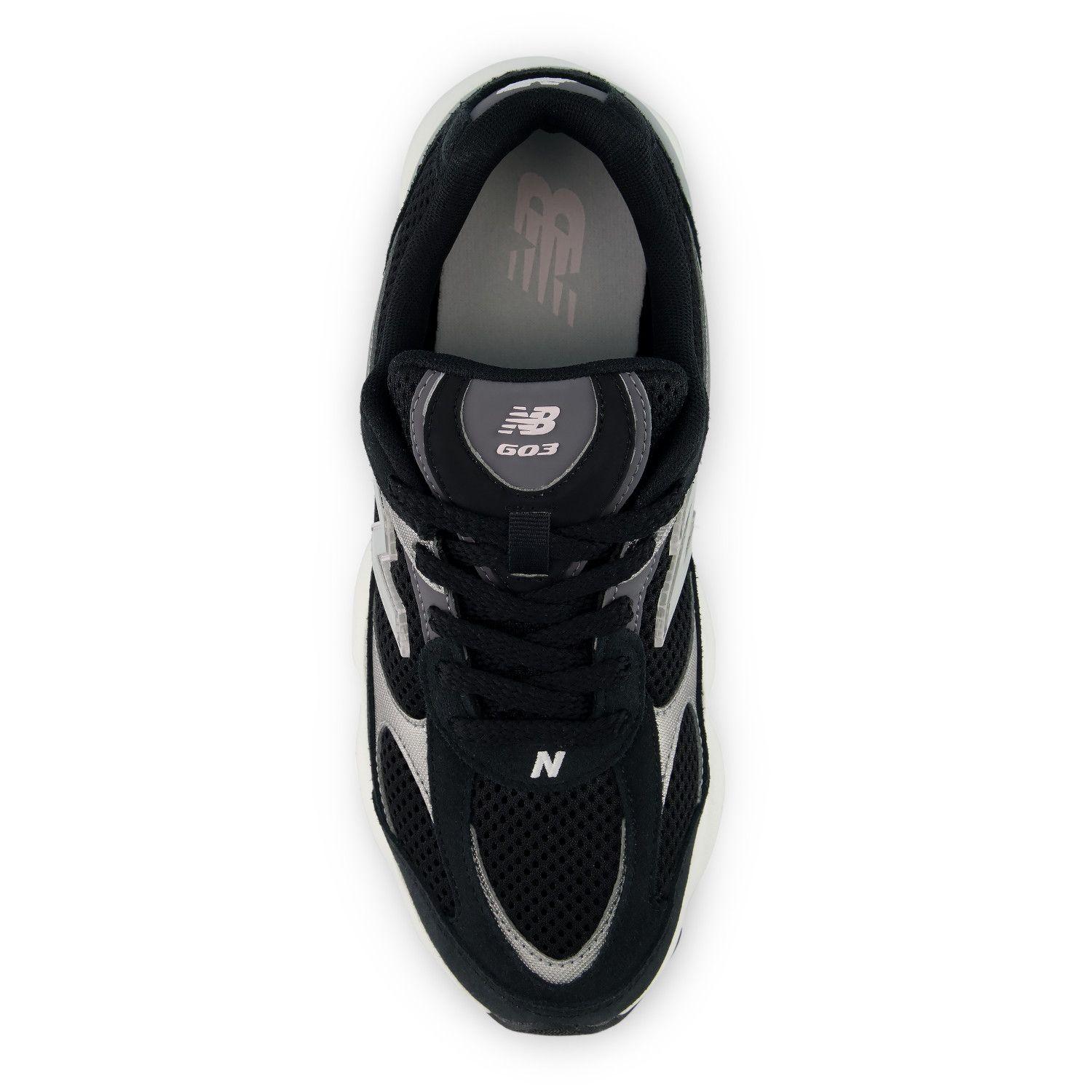 Zapatillas Urbanas Mujer New Balance 603 Negro/Blanco-2