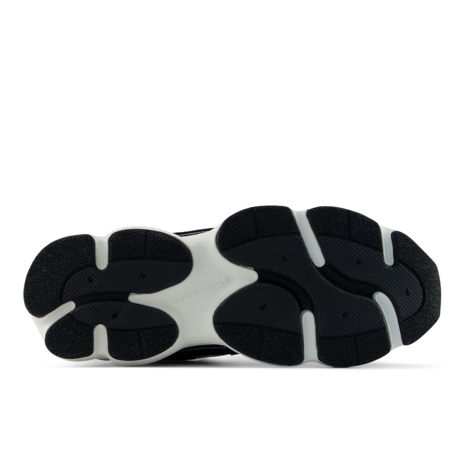 Zapatillas Urbanas Mujer New Balance 603 Negro/Blanco-4