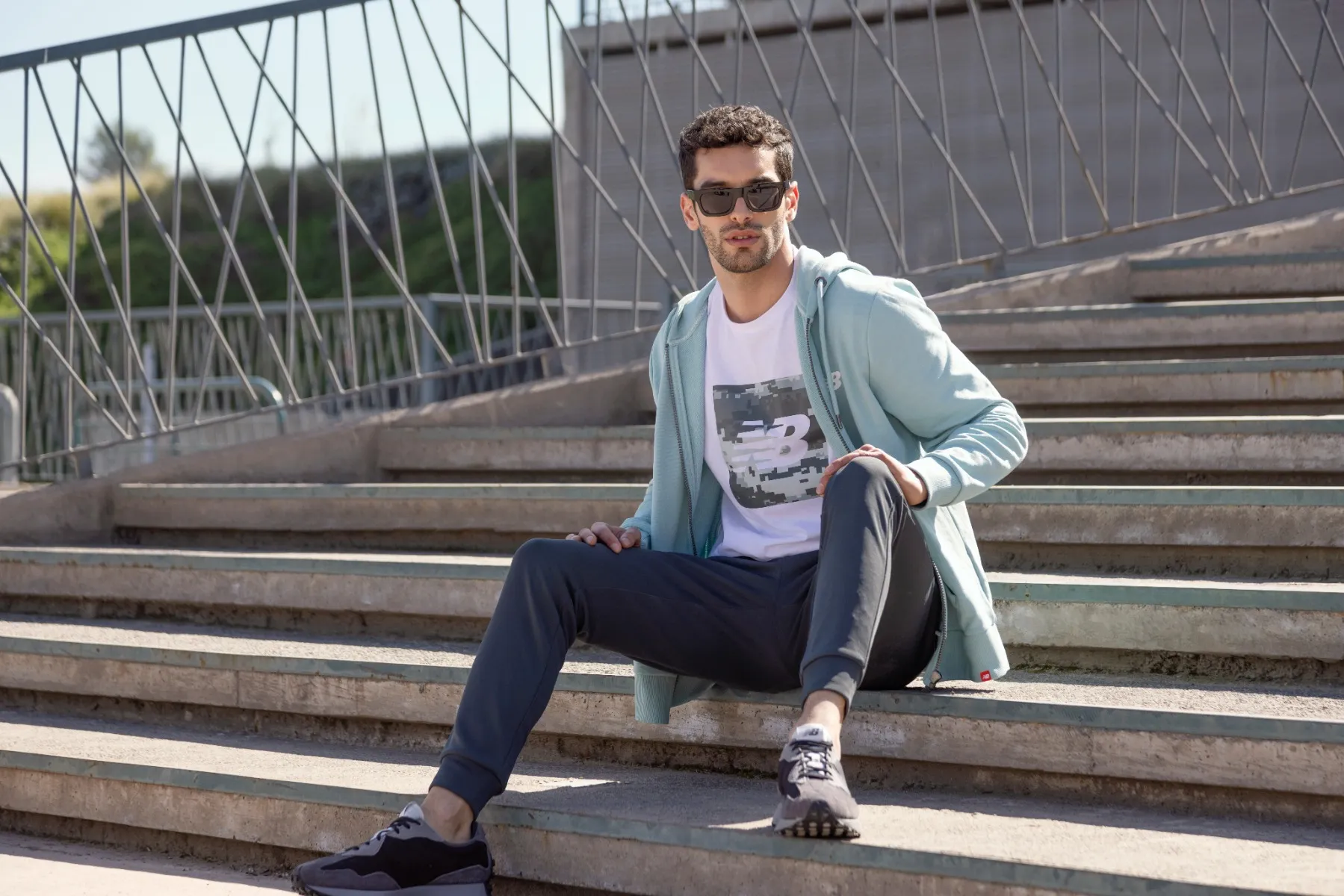 Polera Hombre New Balance MTL2210WH Blanco-3