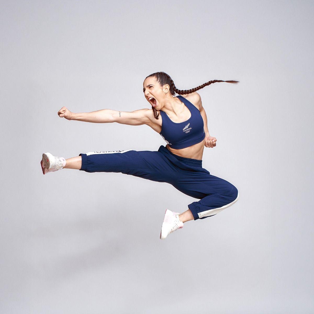 Pantalón Presentación Mujer Sparta Team Chile Azul-3