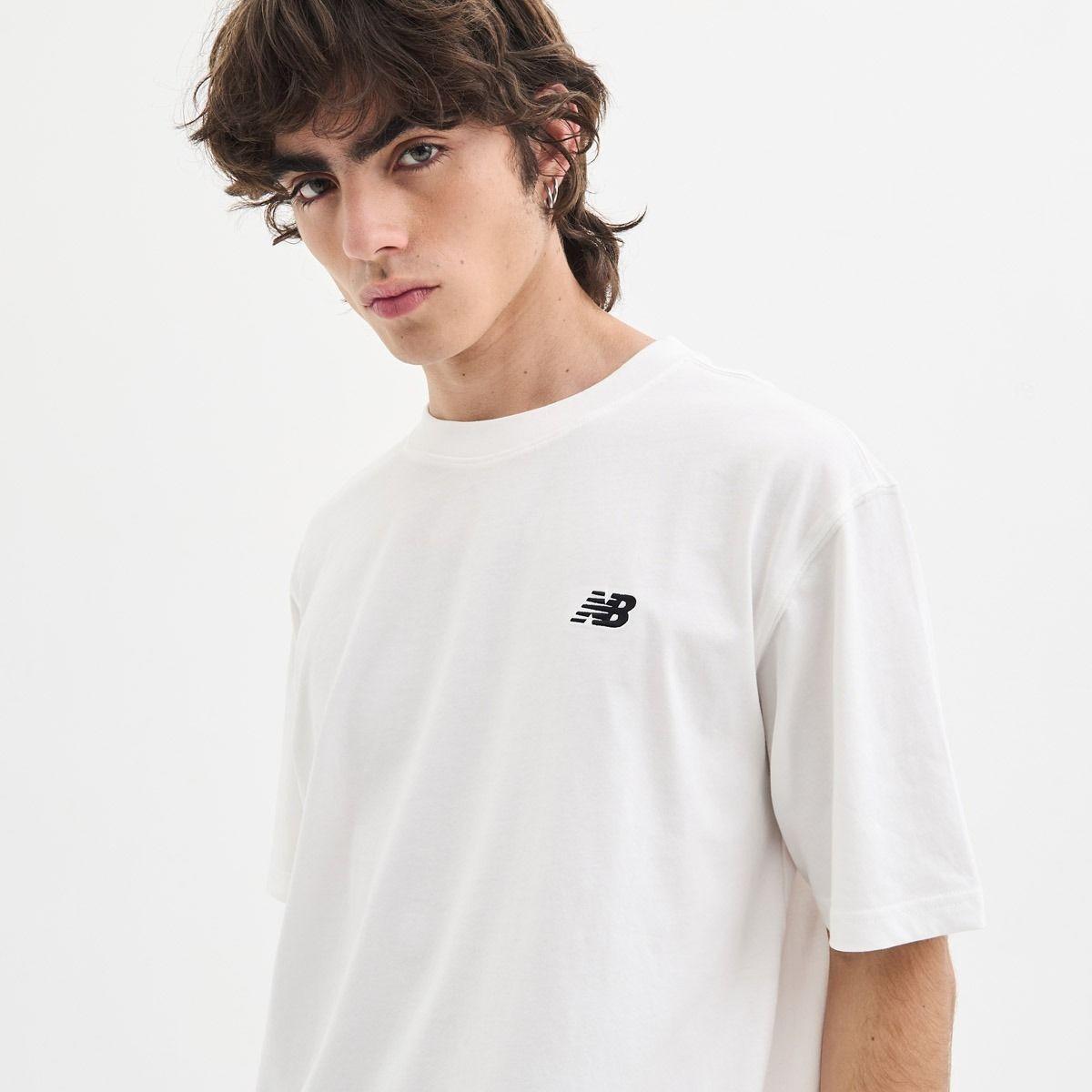 Polera Lifestyle Hombre New Balance Sport Essentials Blanca-2