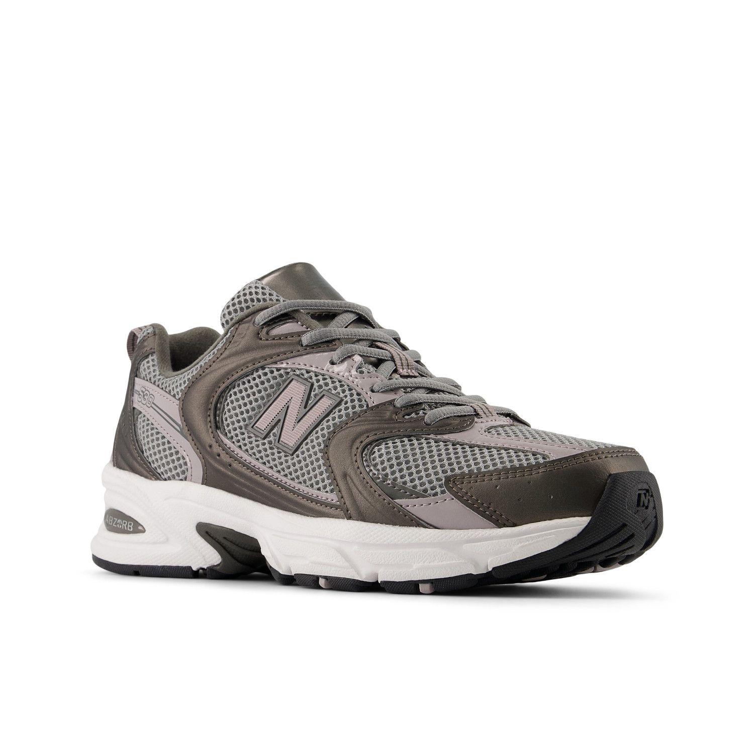 Zapatillas Urbanas Unisex New Balance 530 Gris/Rosa-3