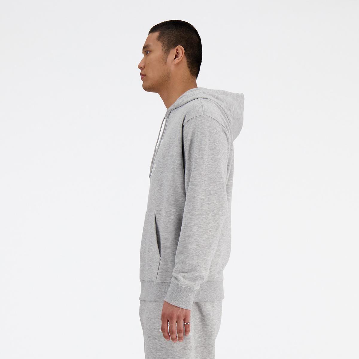 Polerón Hombre New Balance Sport Essentials Gris-2