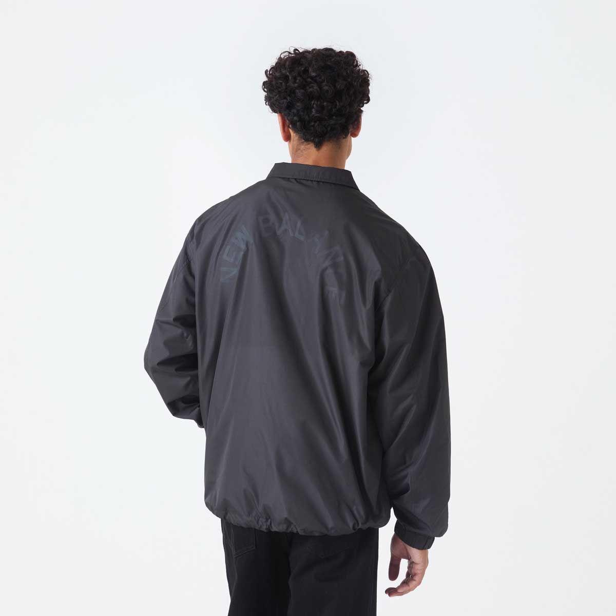 Chaqueta Lifestyle Hombre New Balance Lightweight Negra-1