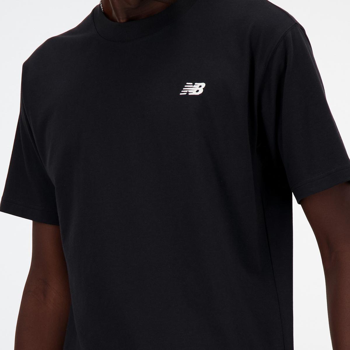 Polera Lifestyle Hombre New Balance Sport Essentials Negra-3