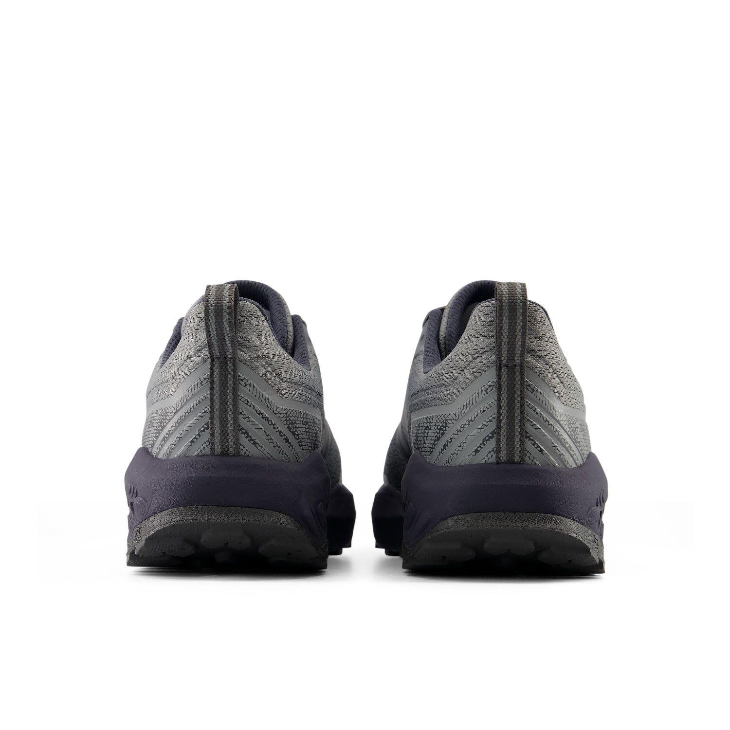 Zapatillas Trail Running Hombre New Balance Garoe v2 Grises-5