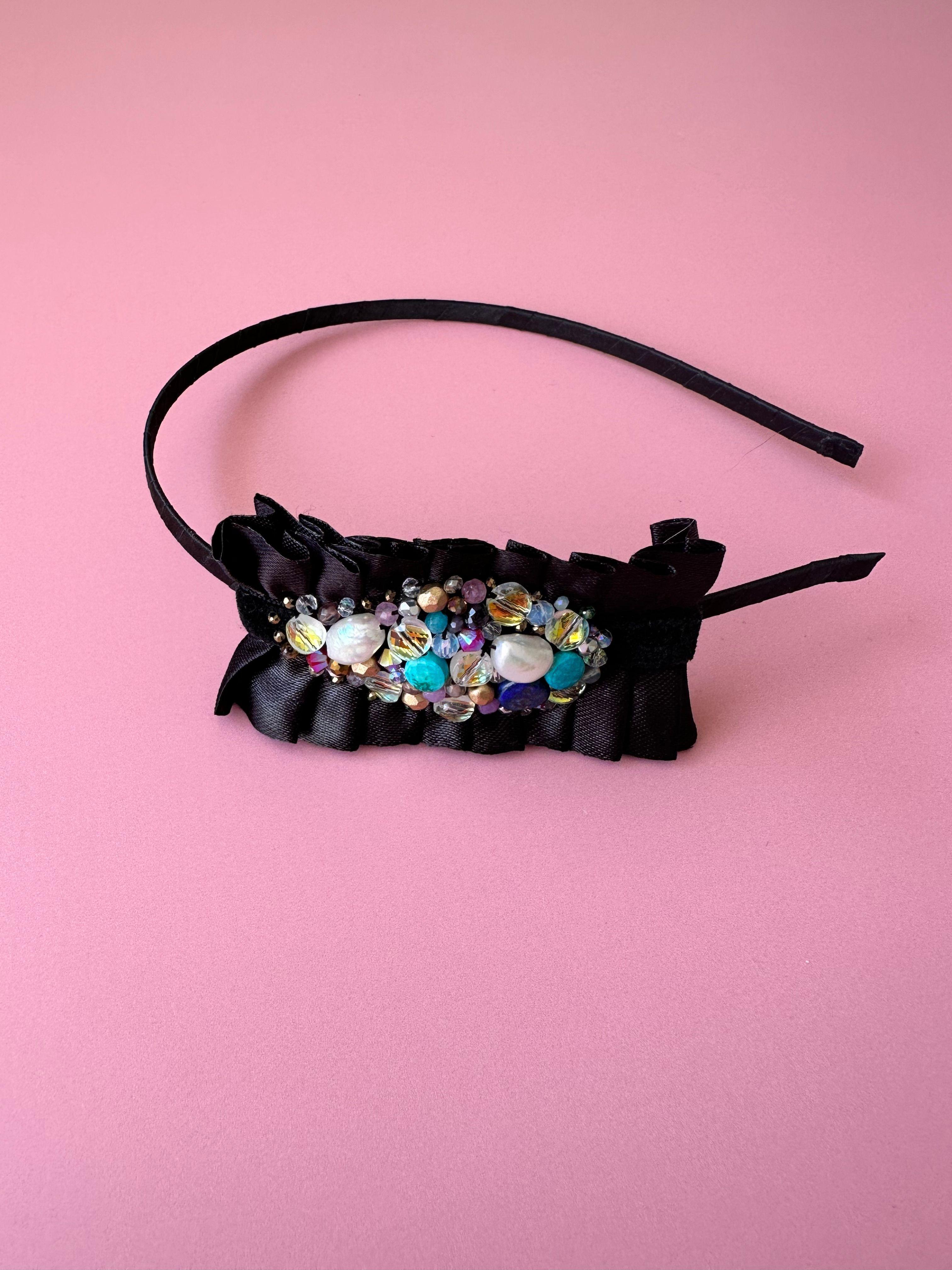 Diadema pedrería hecho a mano.-2