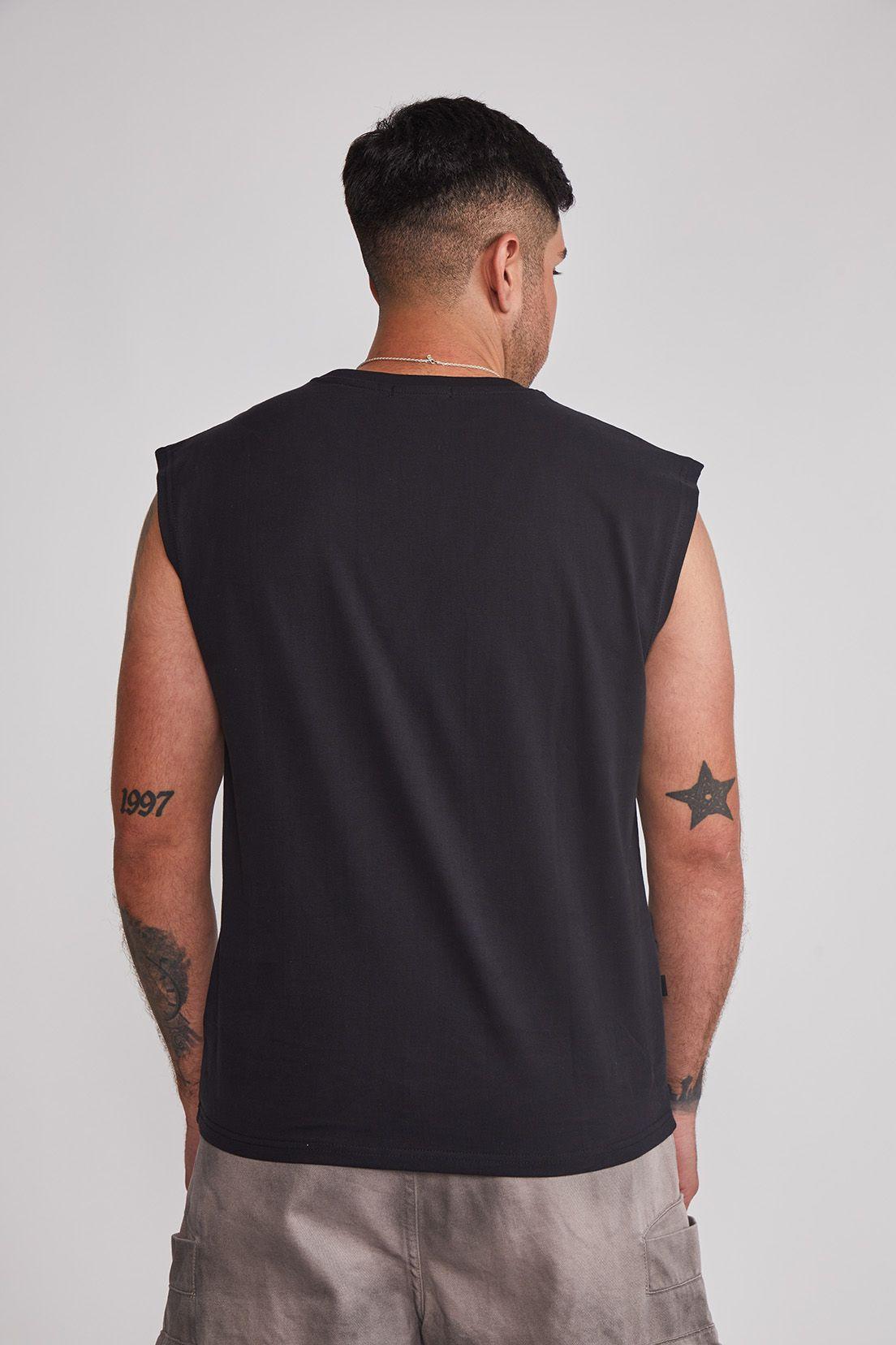 Polera Sin Manga Hombre Moda Negro Sioux-2