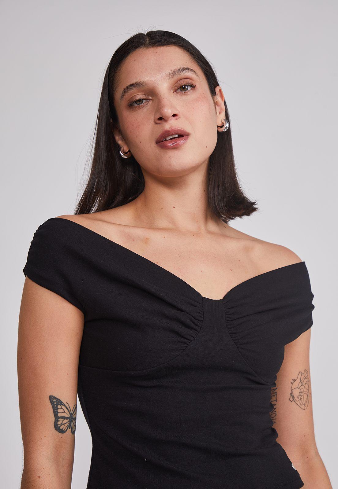 Polera Mujer Pliegues Hombros Negro Sioux-2