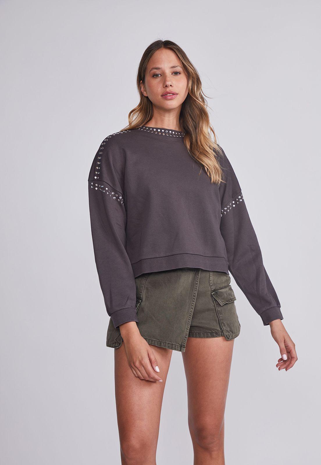 Polerón Mujer Gris Lavado Tachas Sioux-4