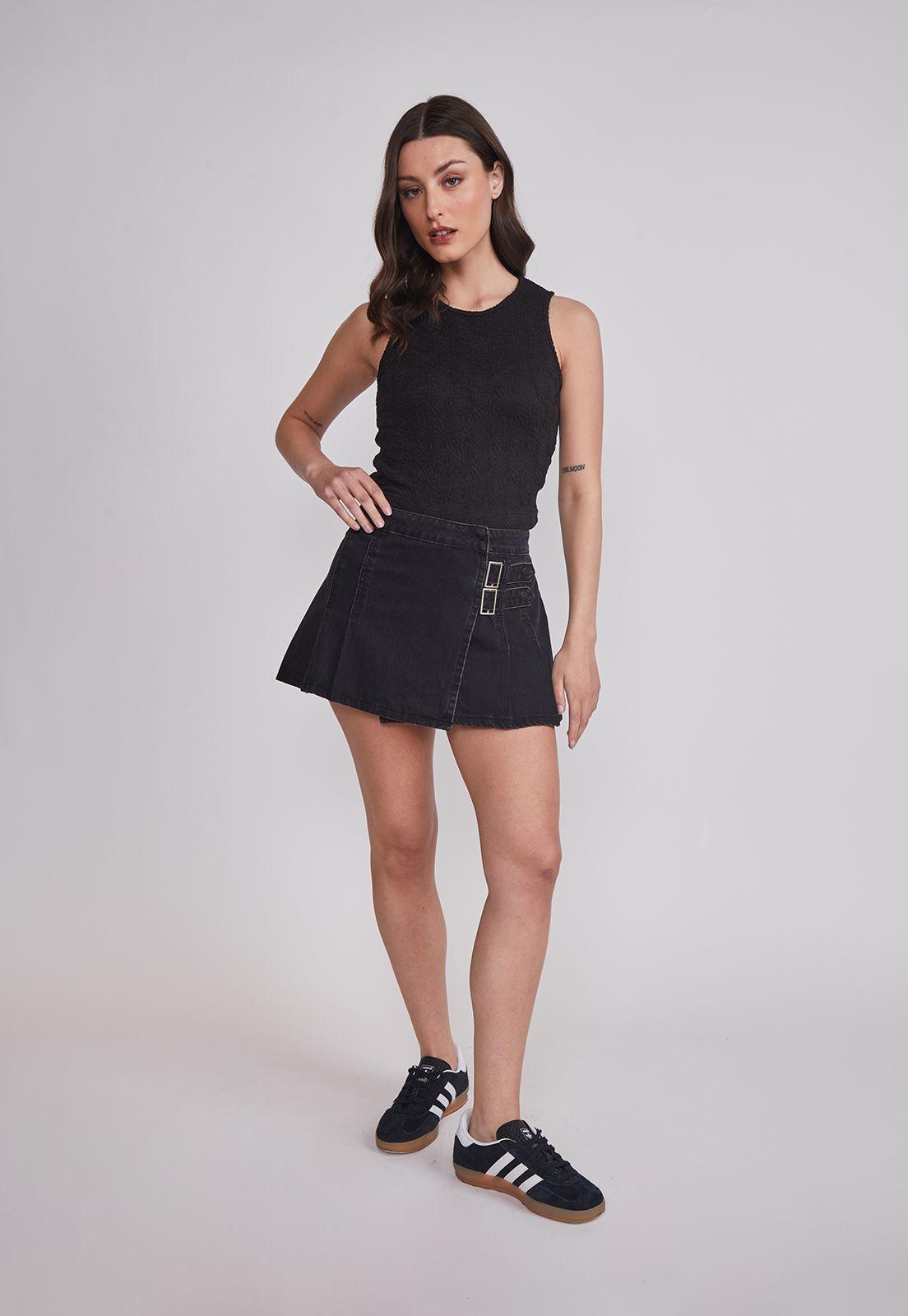 Falda Mujer Tableada Hebillas Negro Sioux-4