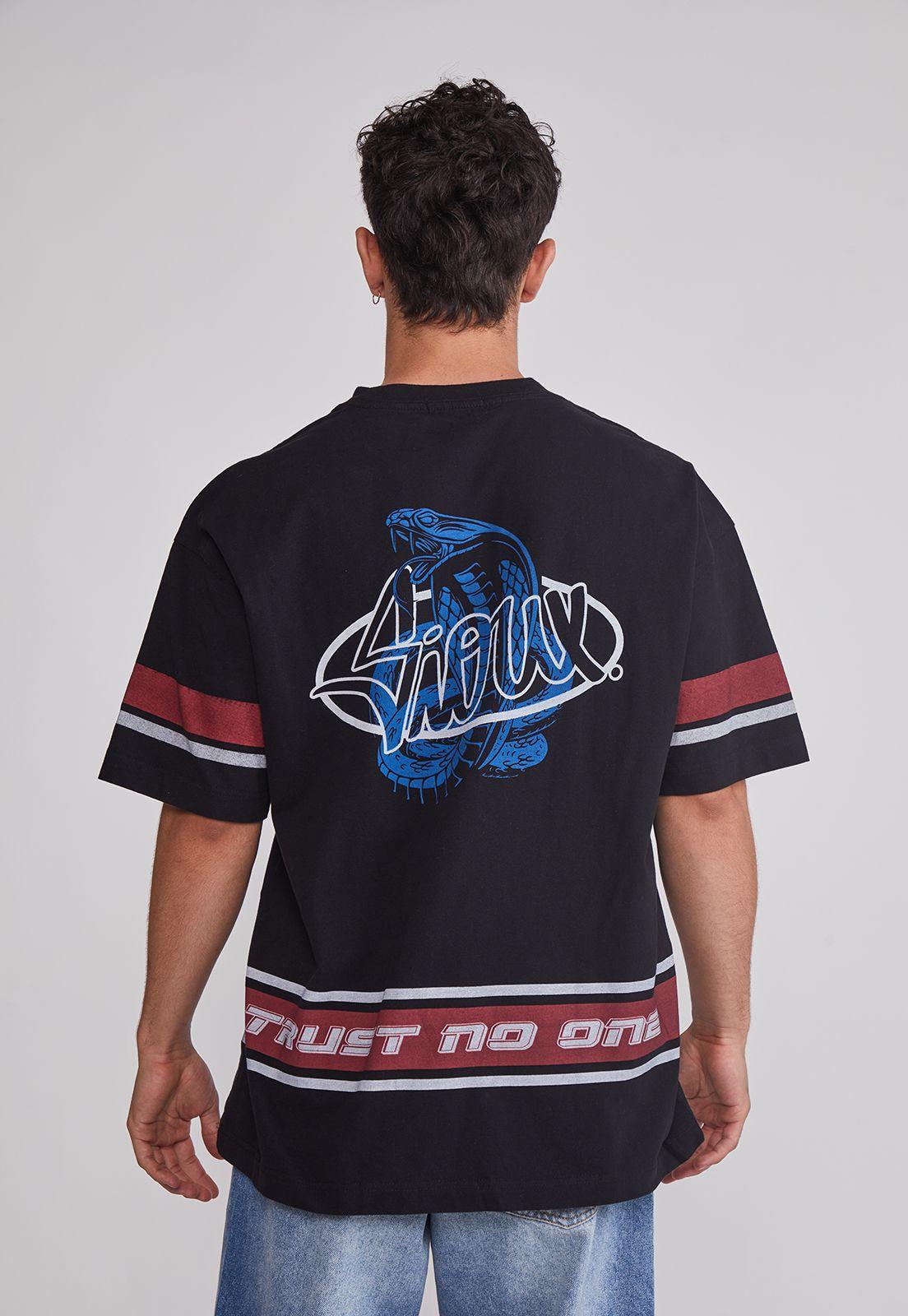 Polera Hombre Relaxed Serpiente Negro Sioux-4