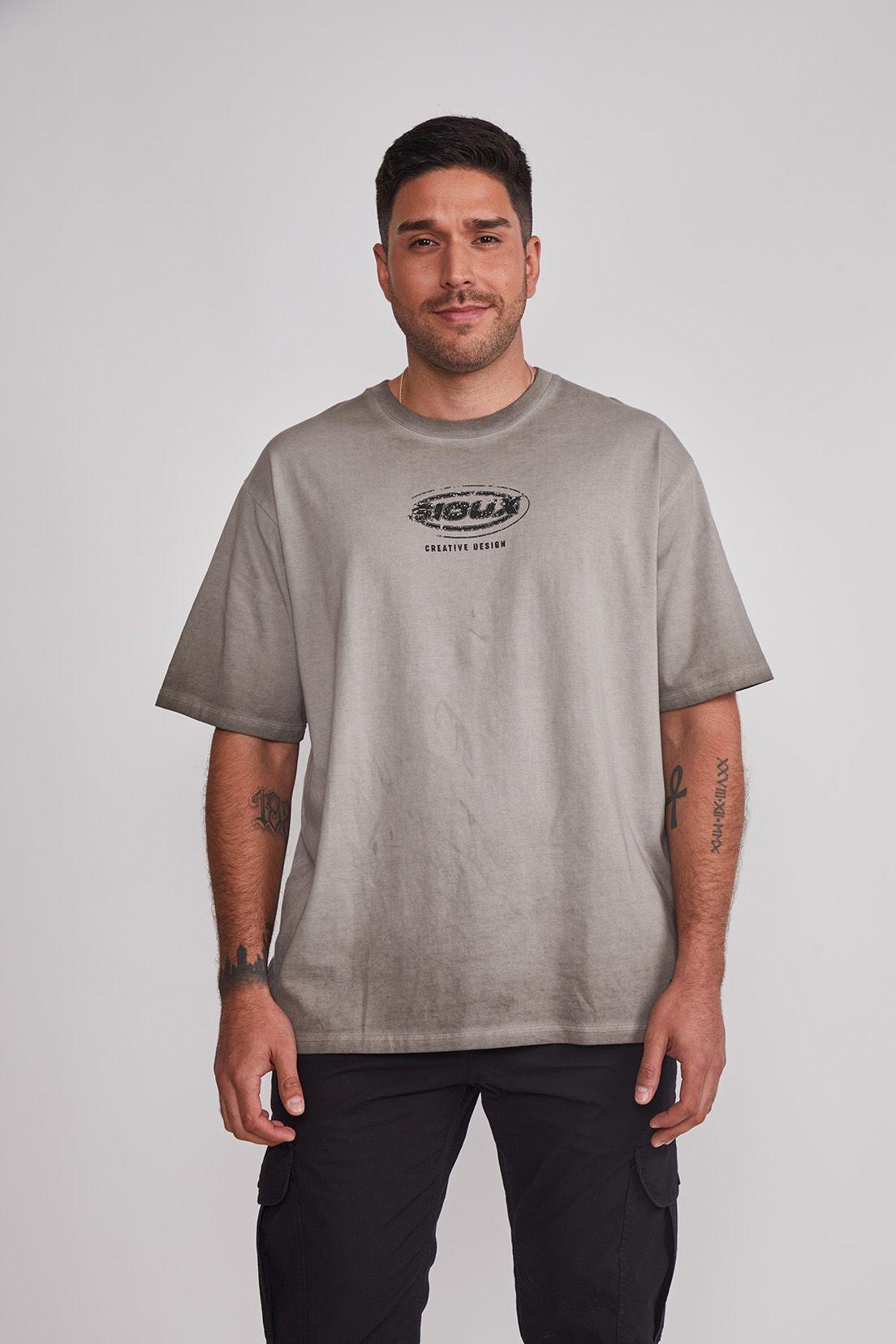 Polera Hombre Desgastado Relaxed Café Sioux-0