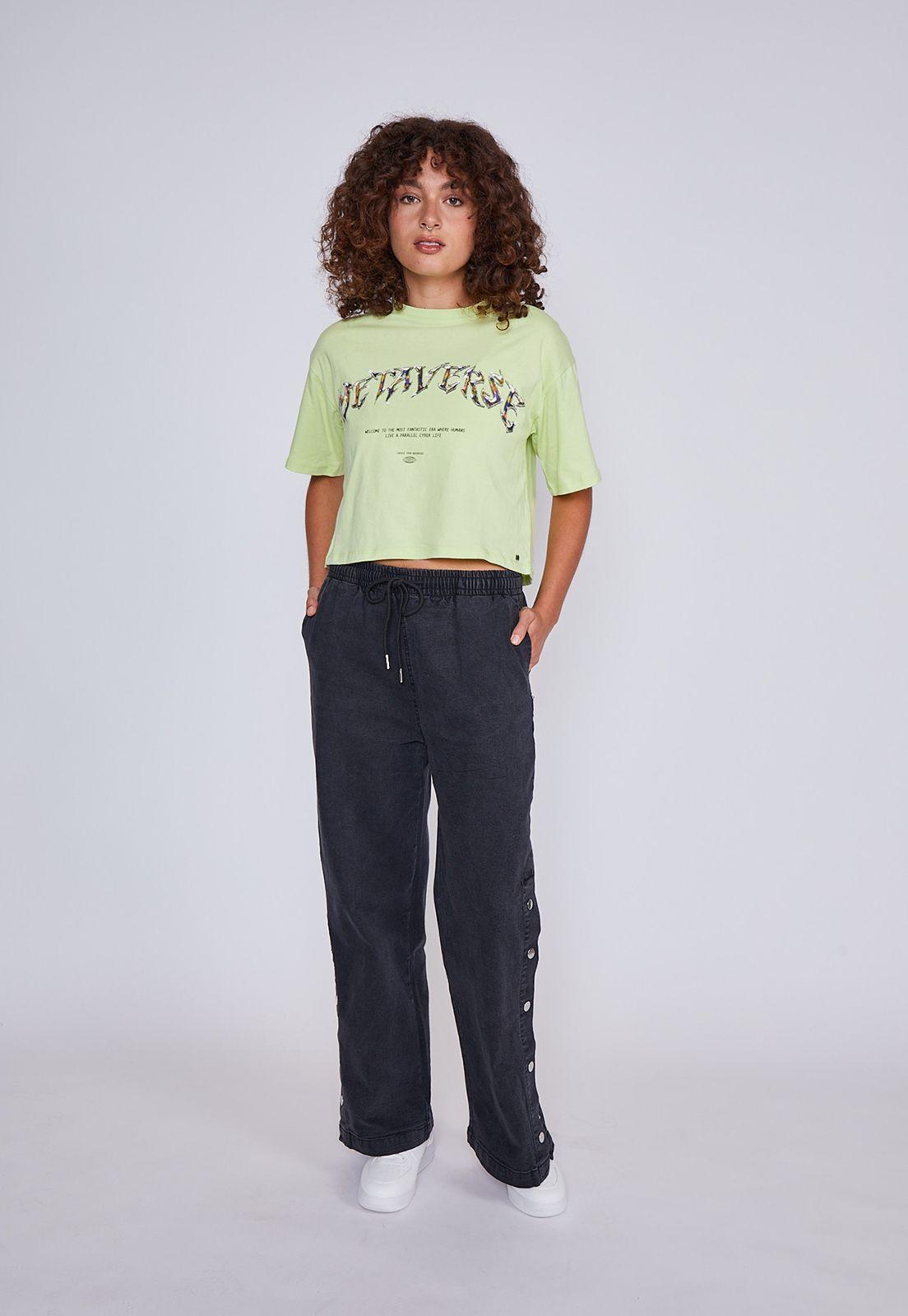 Polera Mujer Metaverse Verde Sioux-3