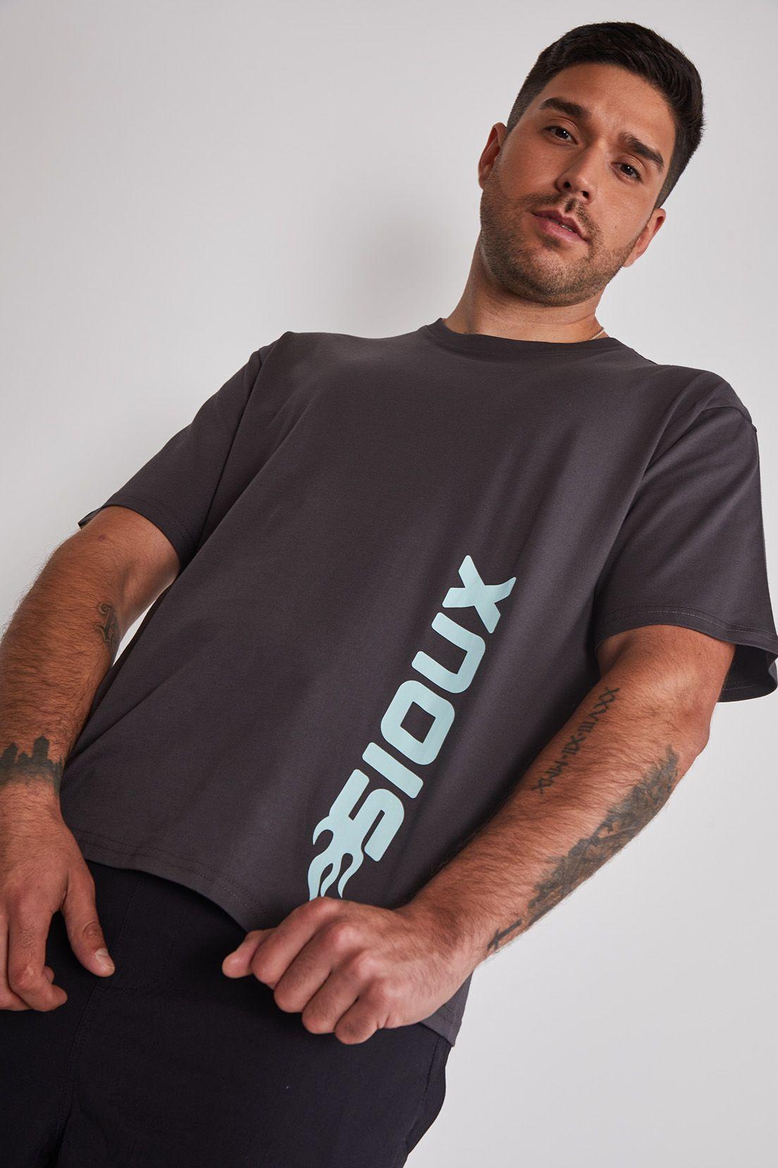 Polera Hombre Boxy Gris Sioux-3
