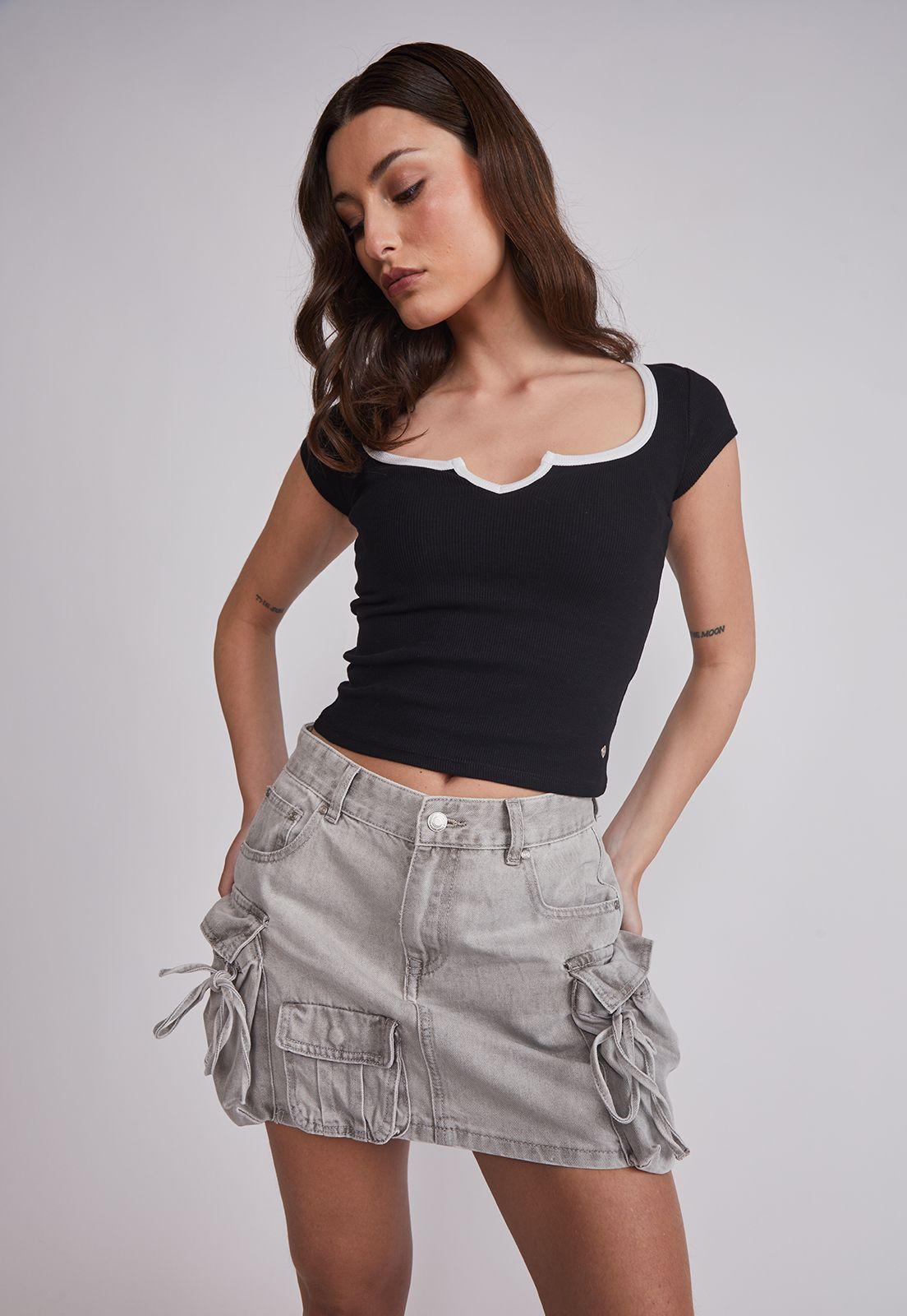 Polera Mujer Escote Contraste Negro Sioux-1