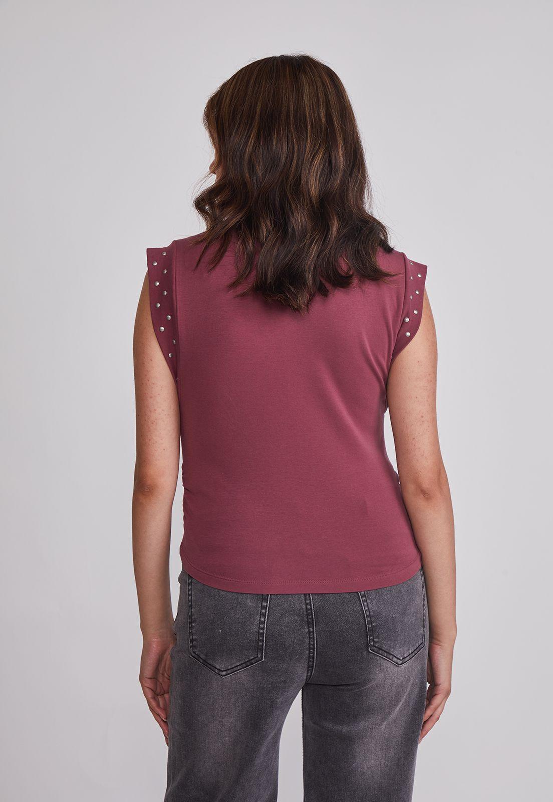 Polera Mujer Tachas Mangas Burdeo Sioux-2