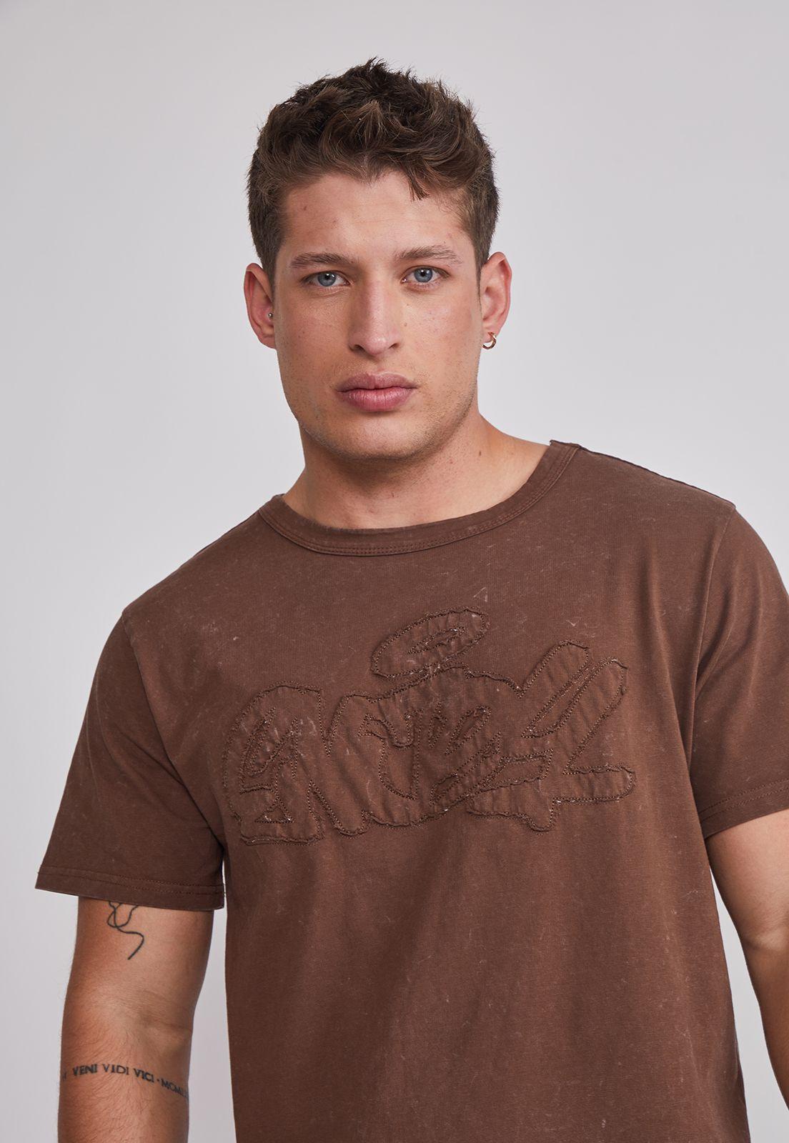 Polera Hombre Borde Bordado Café Sioux-2