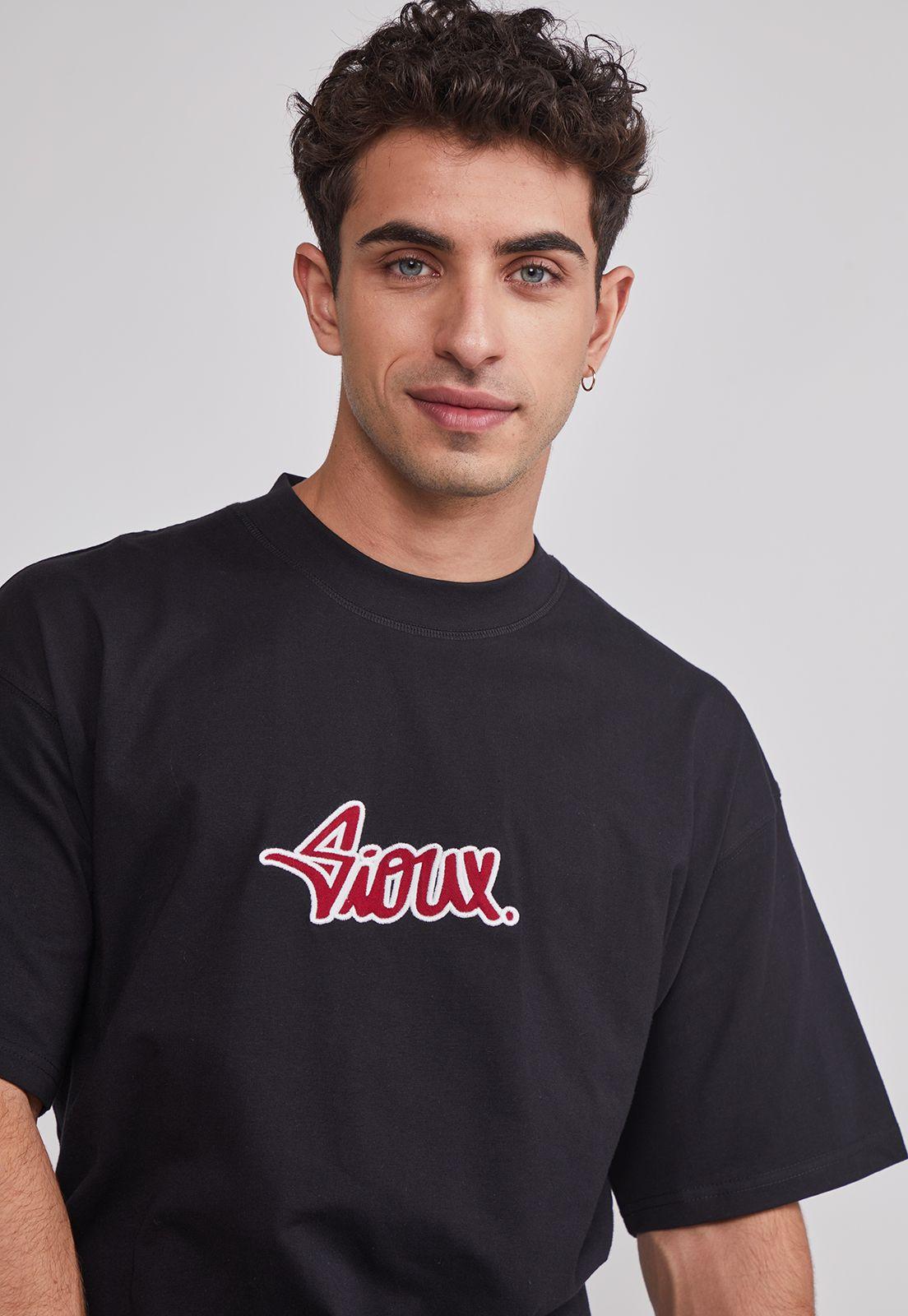 Polera Hombre Bordados Negro Sioux-3
