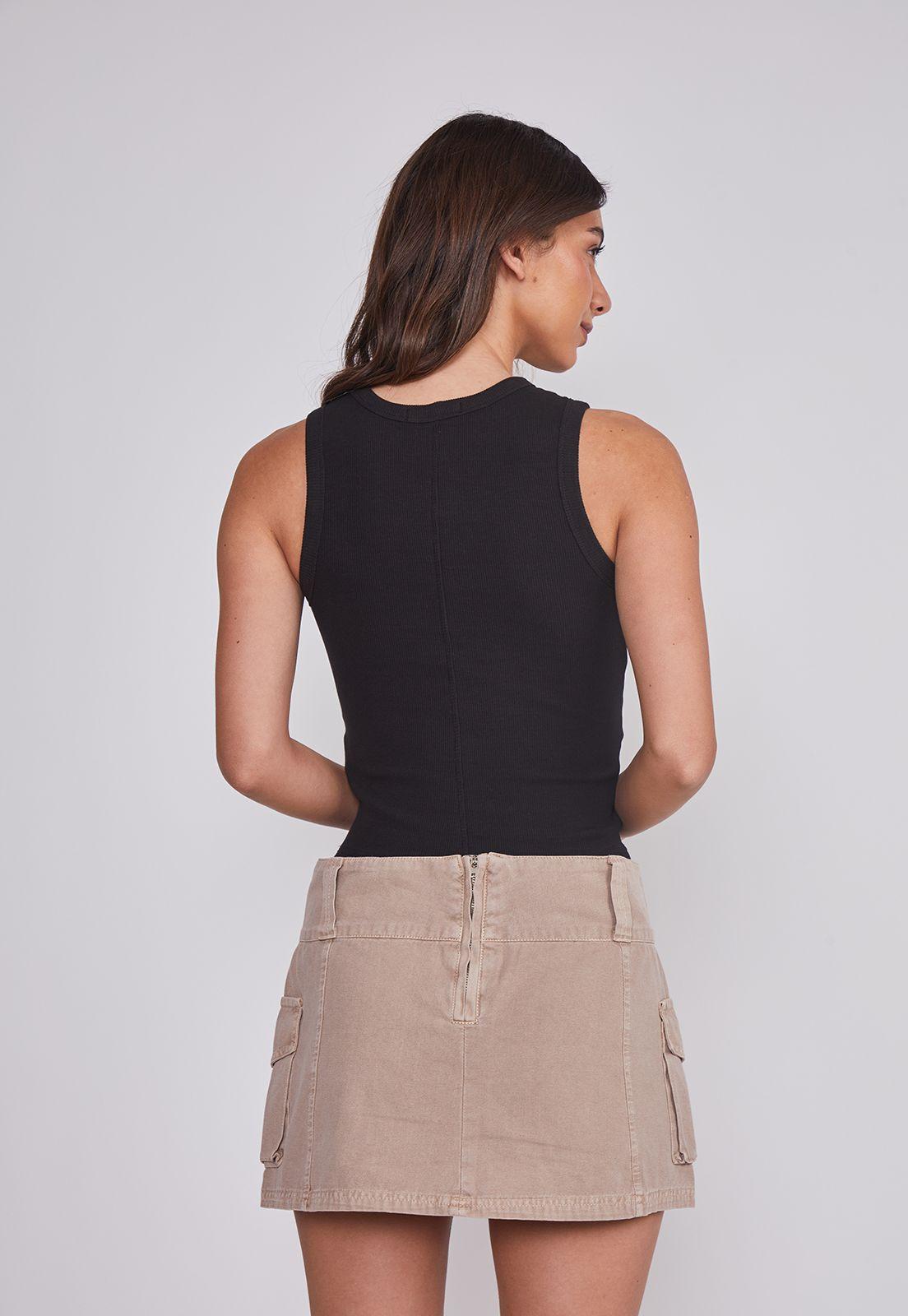 Peto Mujer Rib Ajustado Negro Sioux-3