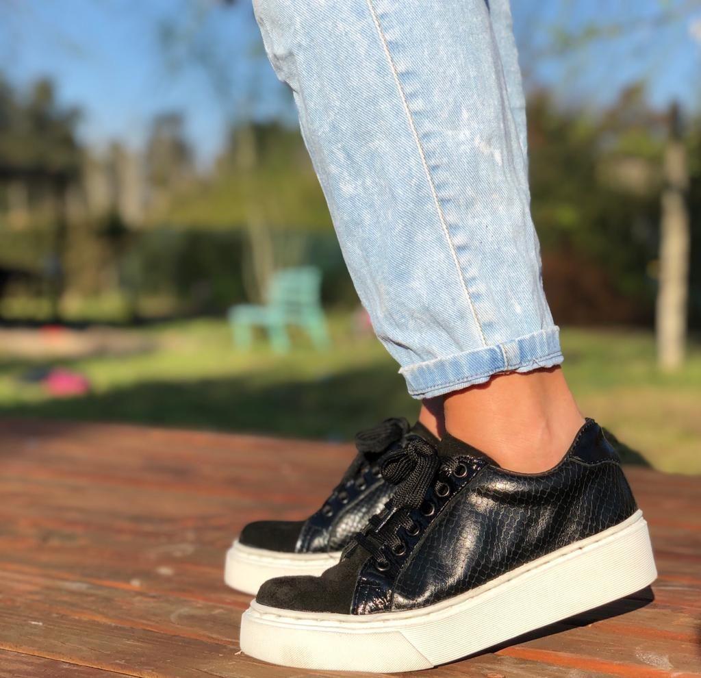 Zapatilla Urbana Mujer Plataforma Cuero Acharolado-1