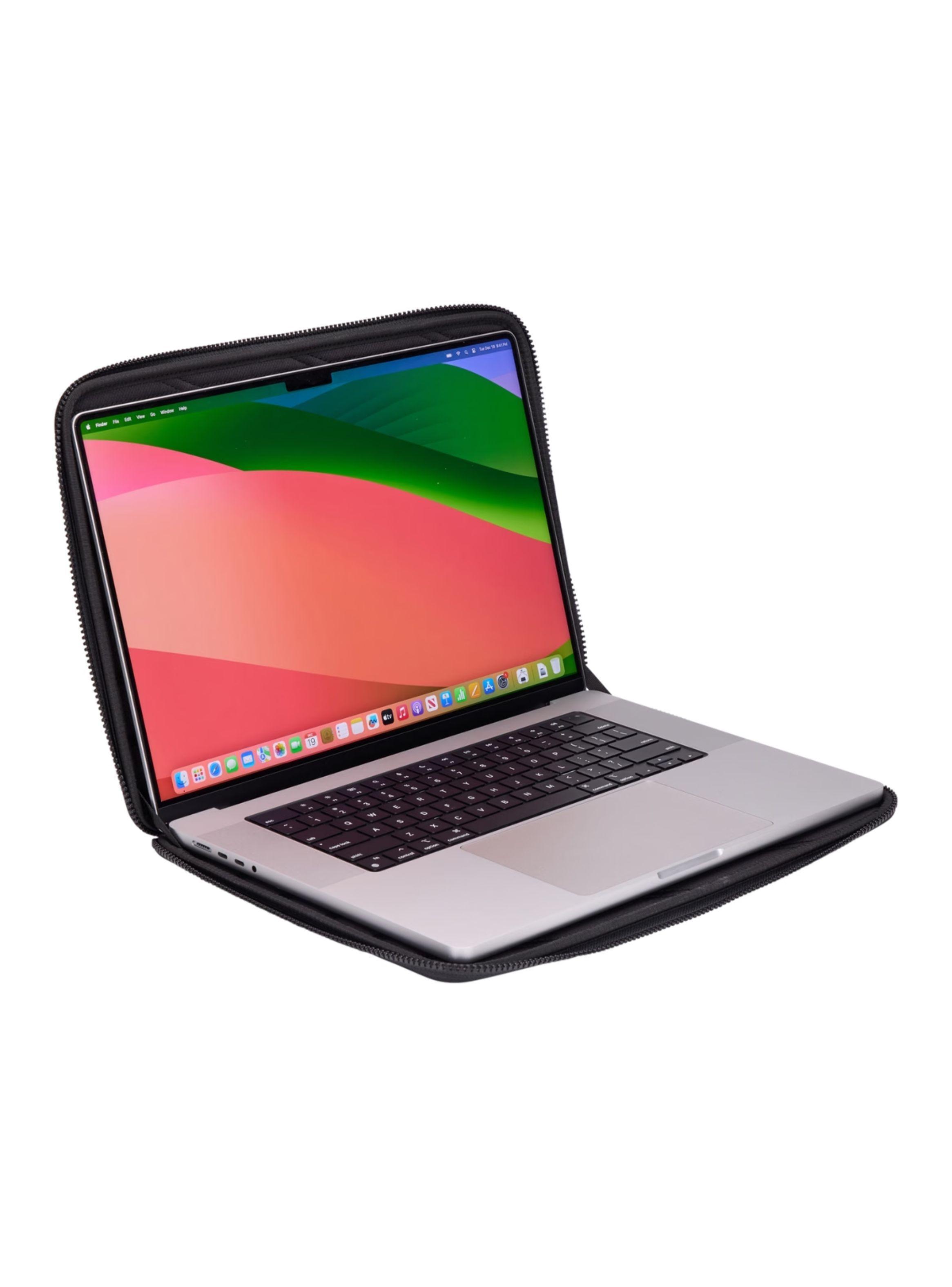 Funda Thule Gauntlet para MacBook Semi Rigida 16 pulgadas-2