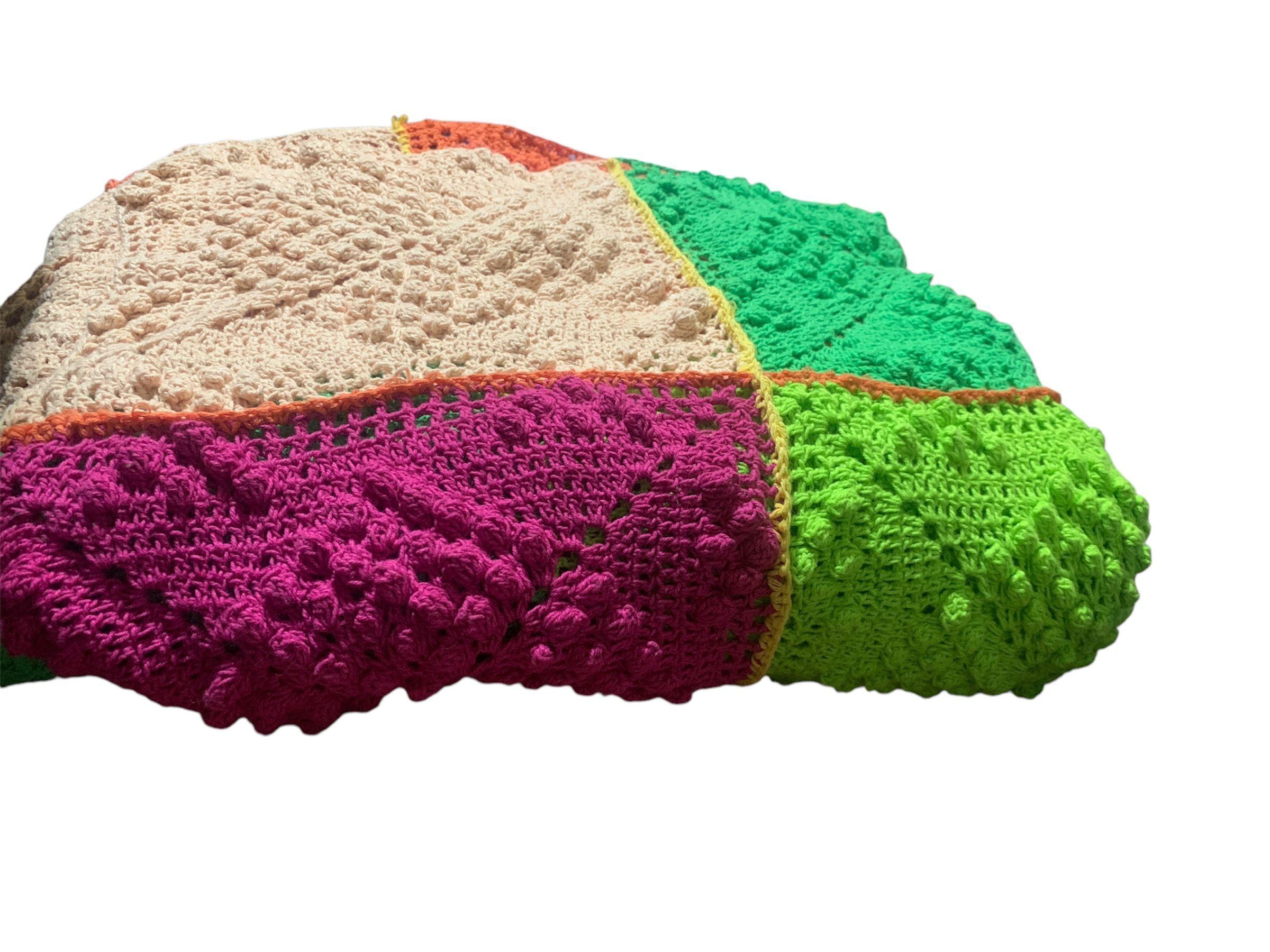COLCHA A CROCHET MULTICOLOR CUBRECAMA-3
