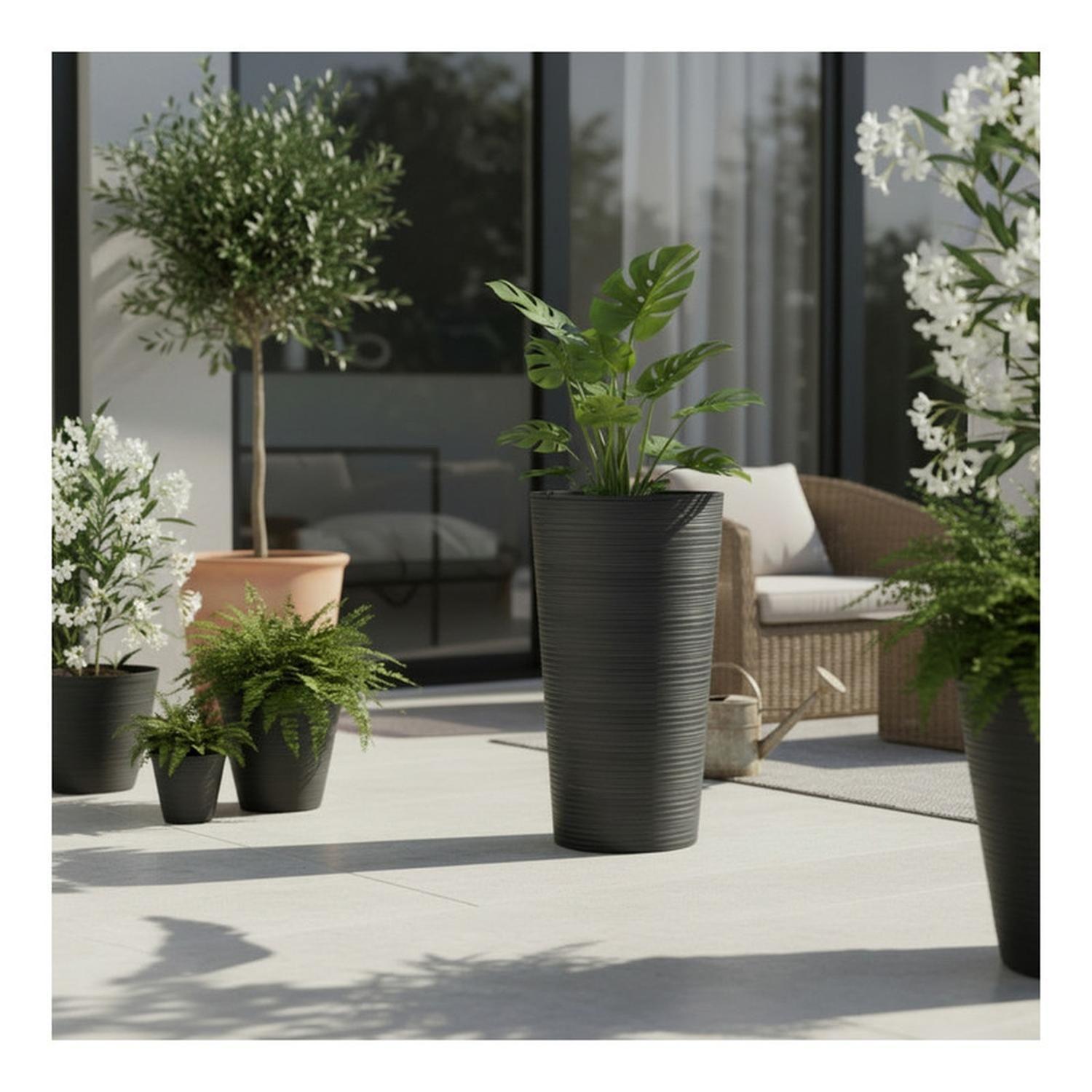 Macetero Alto Redondo Texturado Gris Exterior Interior-3