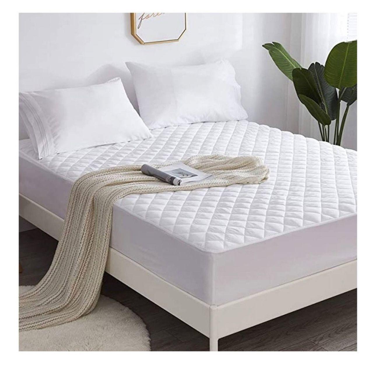 Cubre Colchon Impermeable 2plazas + Fundas De Almohadas -7
