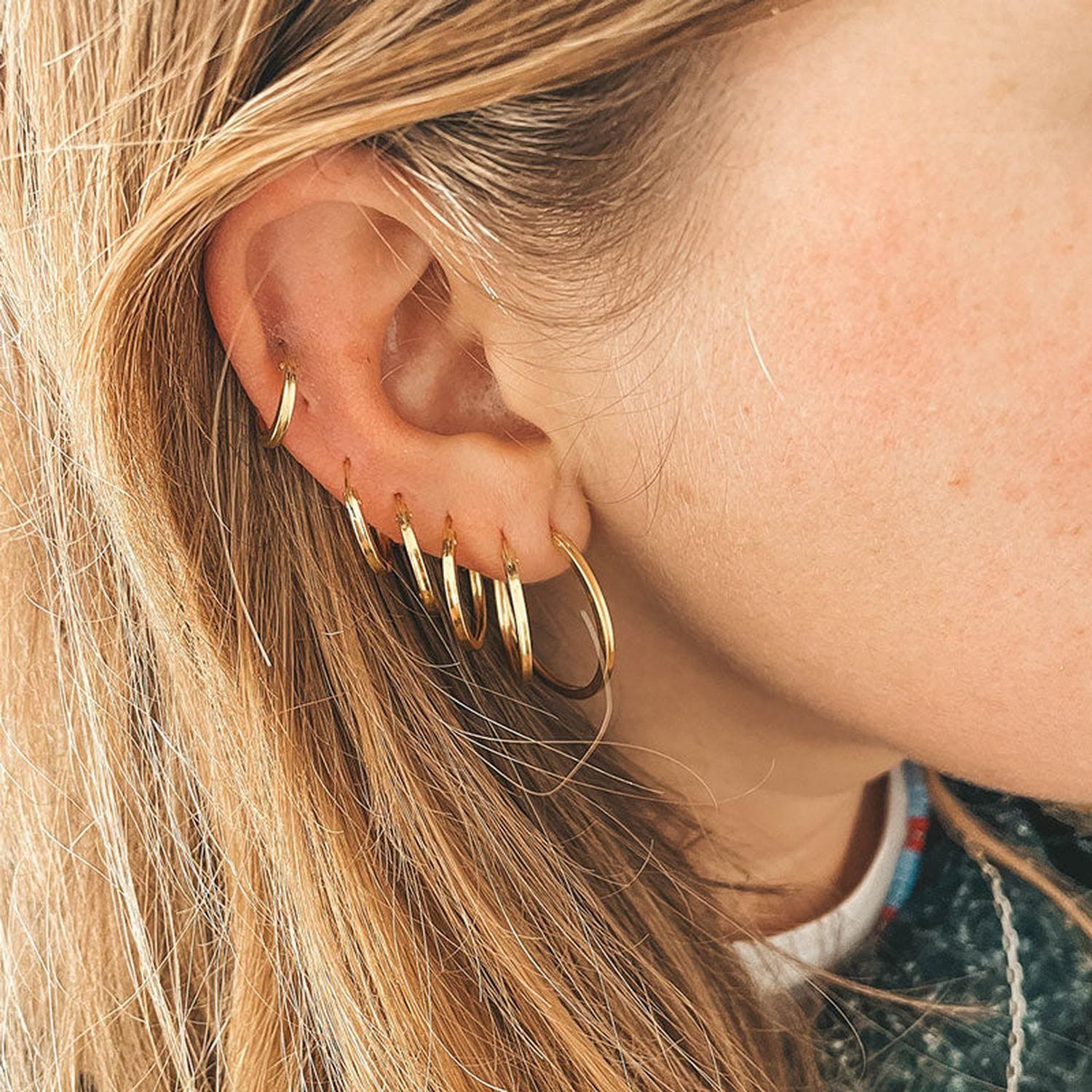 Argollas Cuadradas 20mm Bañadas en Oro-1