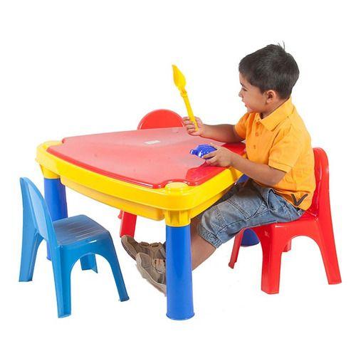Mesa Triangular Con 3 Sillas-0