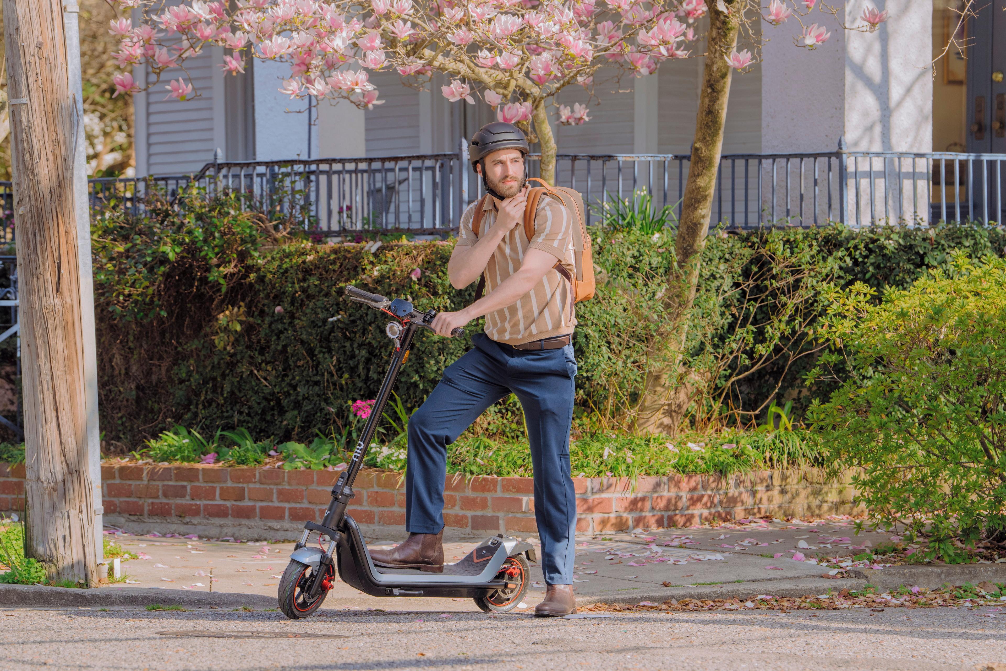 Scooter Eléctrico NIU KQi300X Gris-7