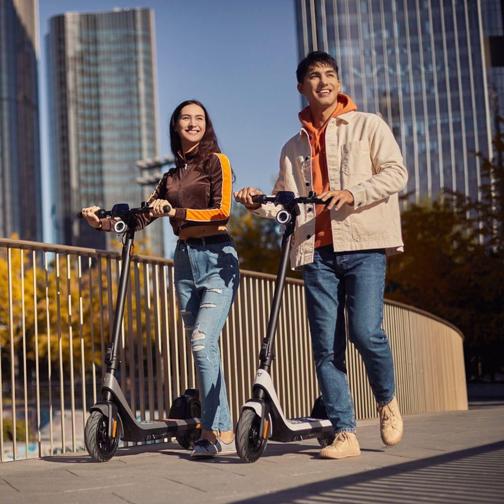 Scooter Eléctrico NIU KQi2 Pro Gris-7