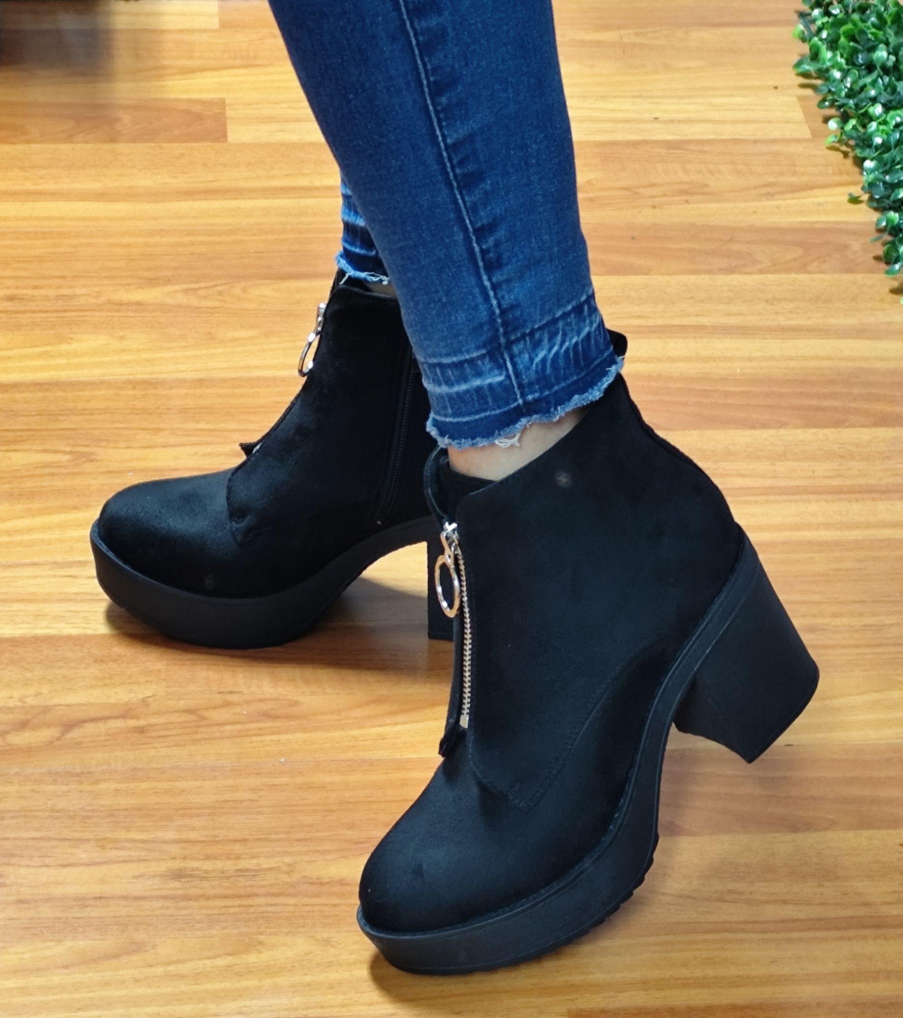 Botin Mujer en Gamuza color Negro M243-1