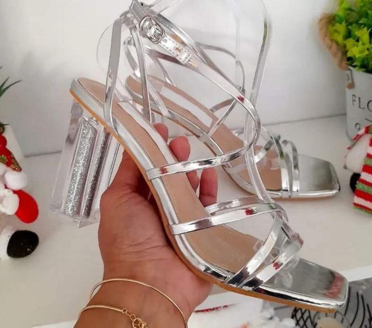 Elegantes Sandalias  Mujer . Horma Pequeña-1